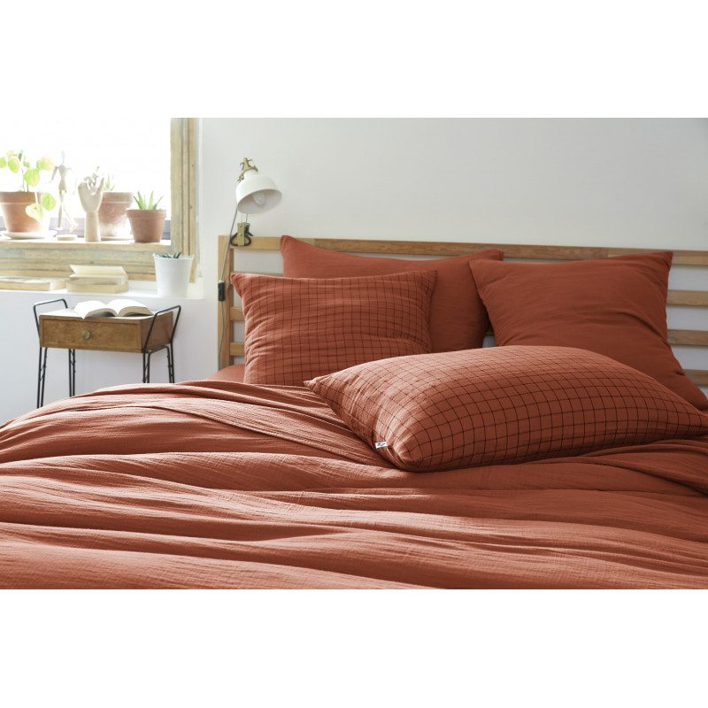 Cotton percale pillow case L'EFFET PAPILLON Red