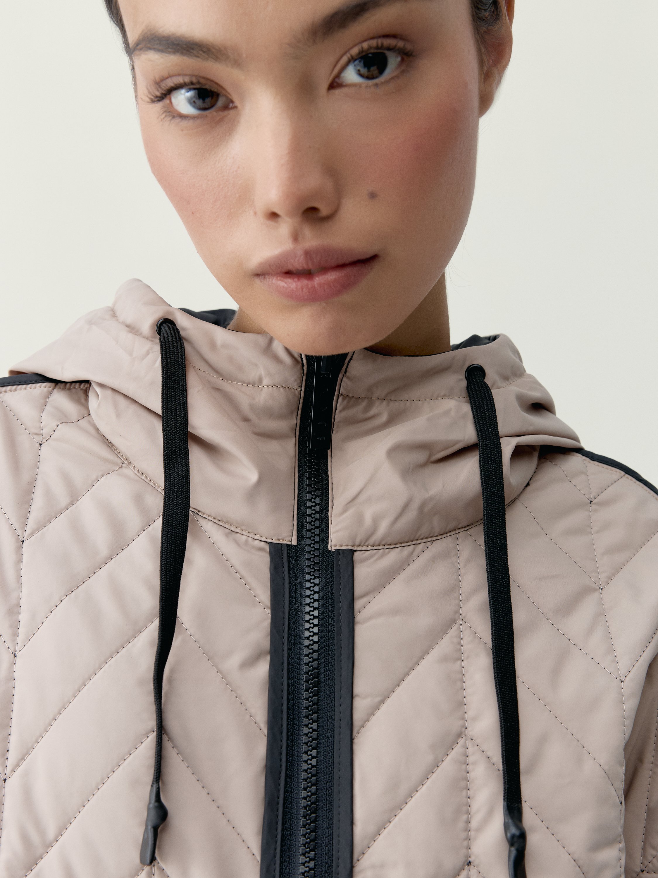 Women's reversible hooded sports coat BORN Black