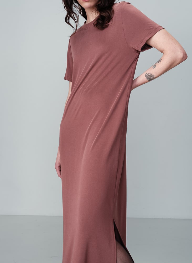 Robe longue manches courtes  GRACE ET MILA Marron