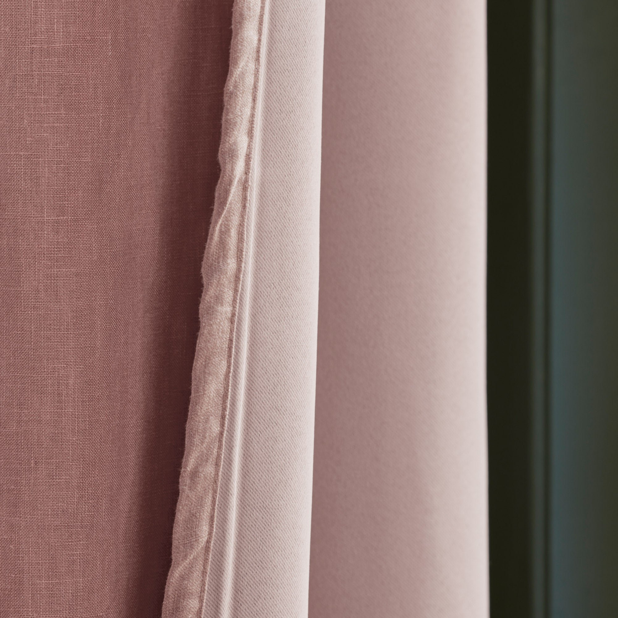 Lined black-out curtain with eyelets MADURA Pink