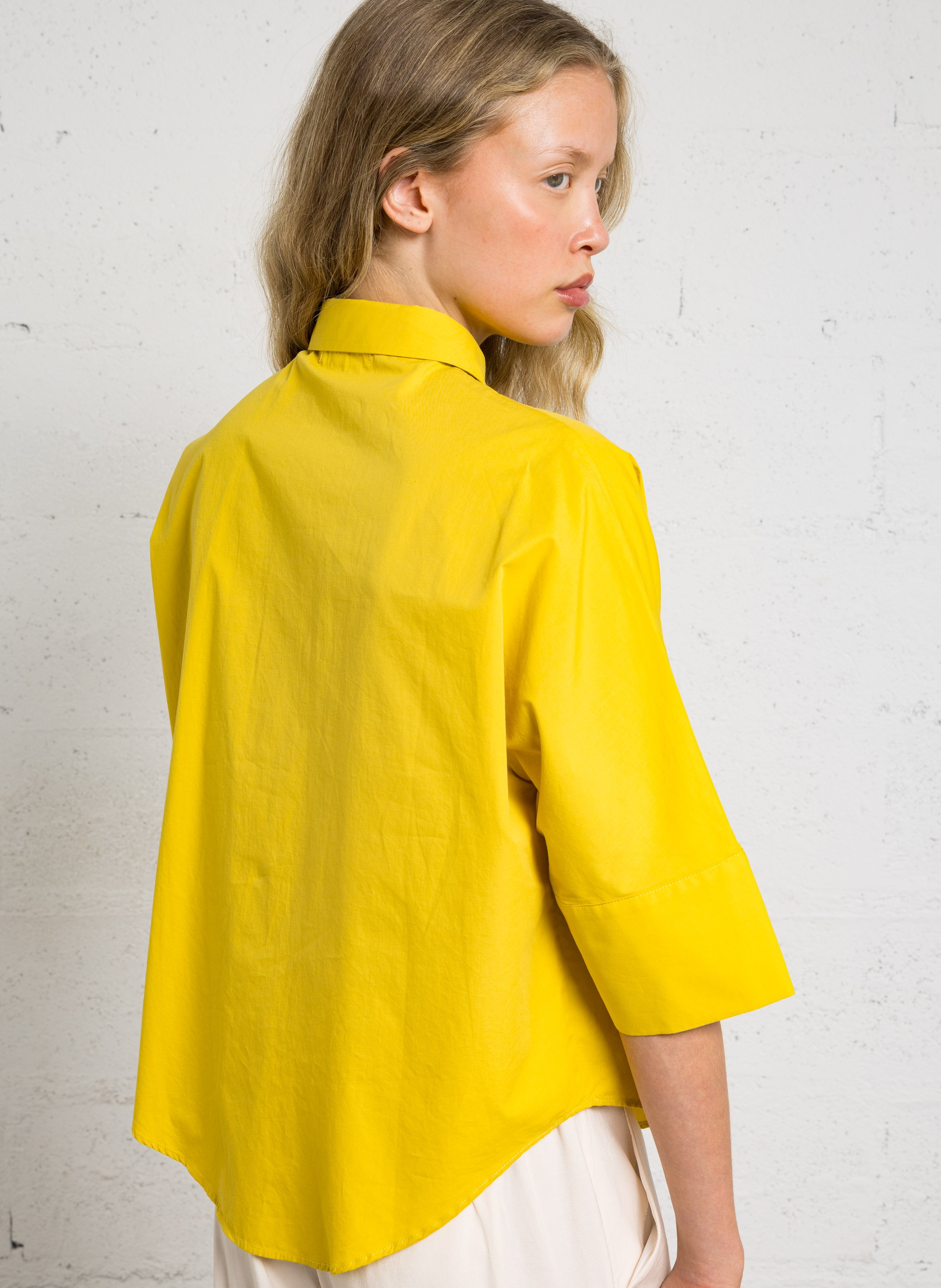 Baumwollbluse mit klassischem Kragen BELLA JONES Gelb