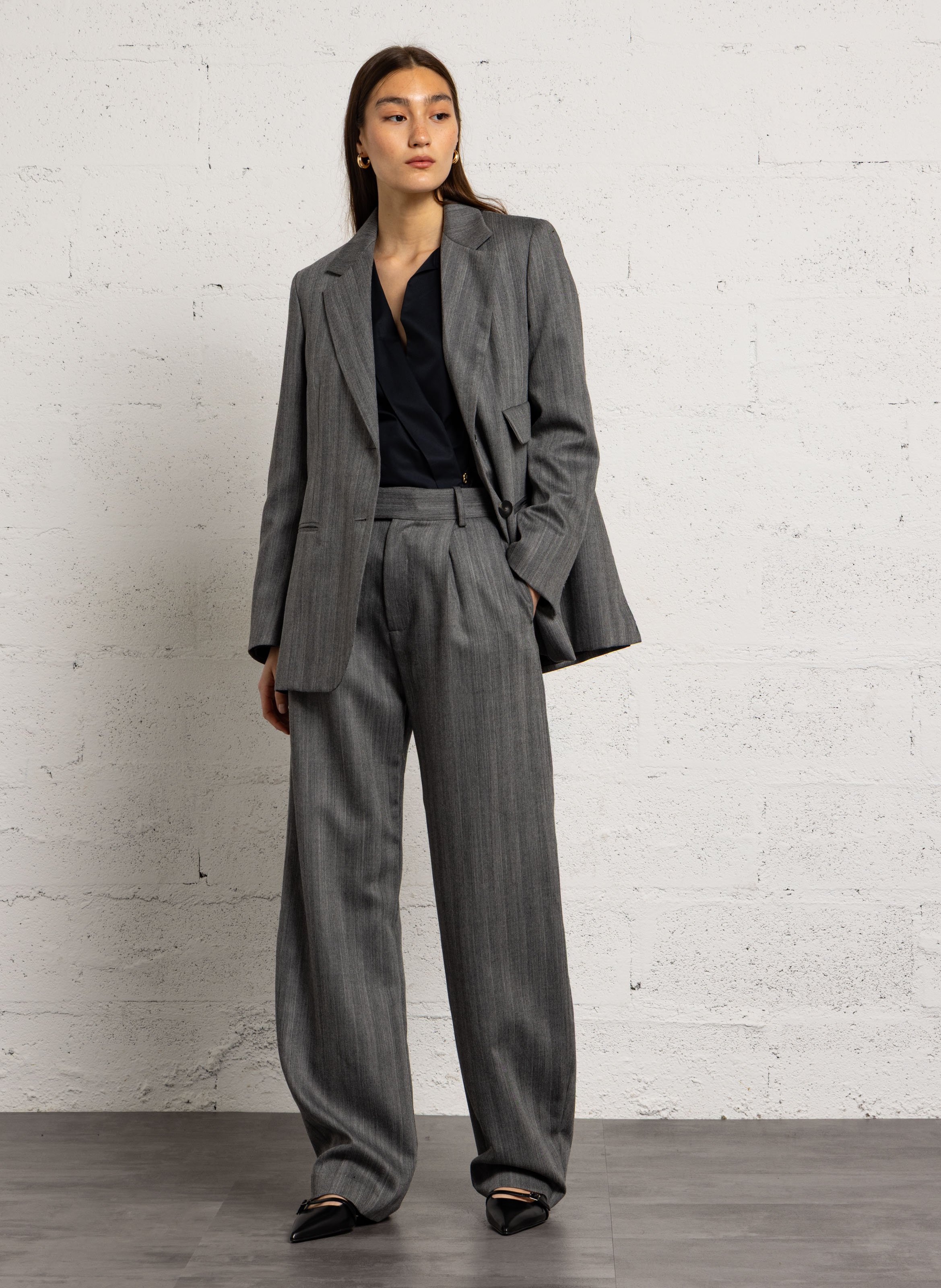 Pantalon large à pinces en laine | Gris MARGAUX LONNBERG Femme