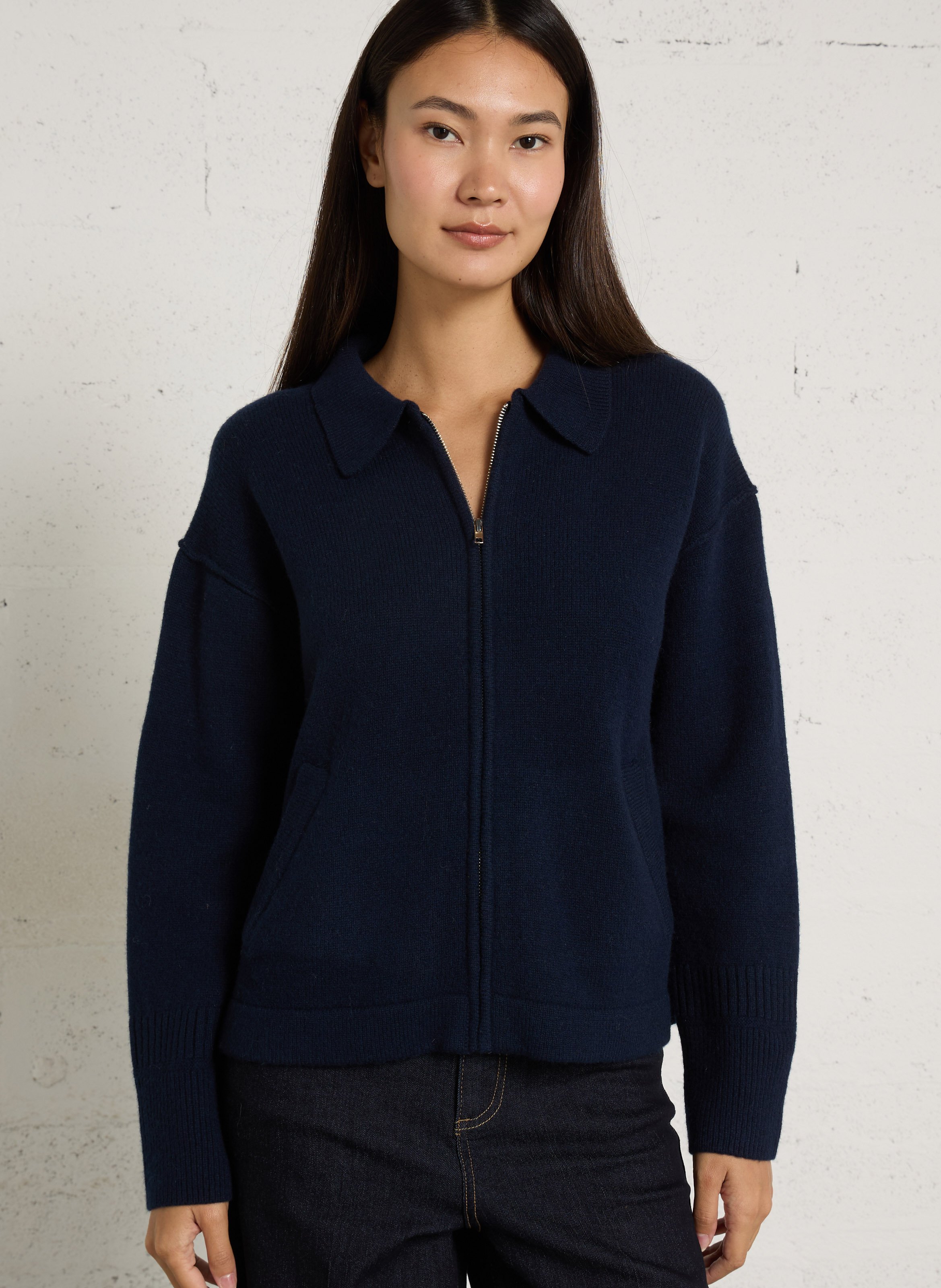 Strickjacke aus Wolle mit klassischem Kragen BELLA JONES Blau