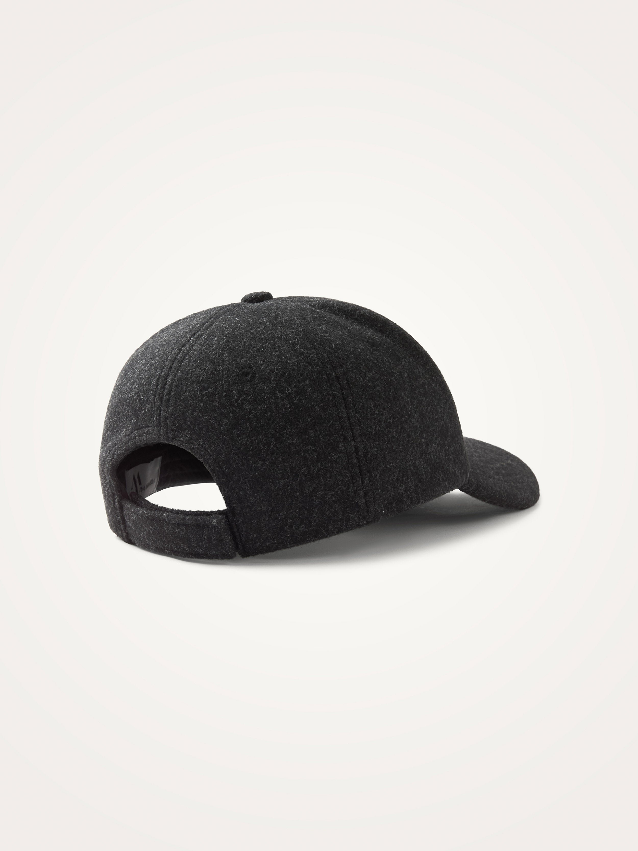 Felt cap VANESSA WU Black
