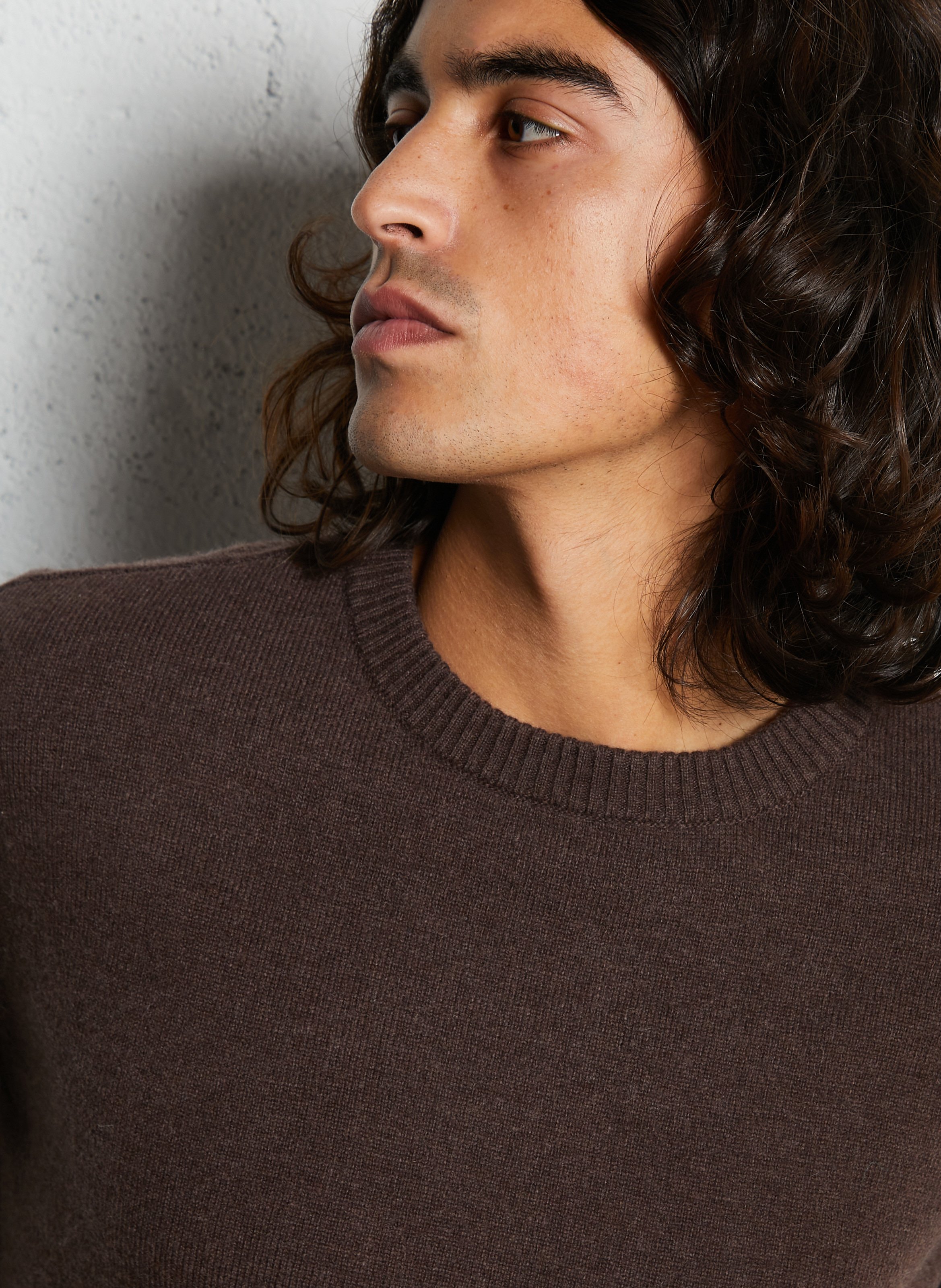 Straight-fit trui van wolmix met ronde hals MINIMUM Bruin