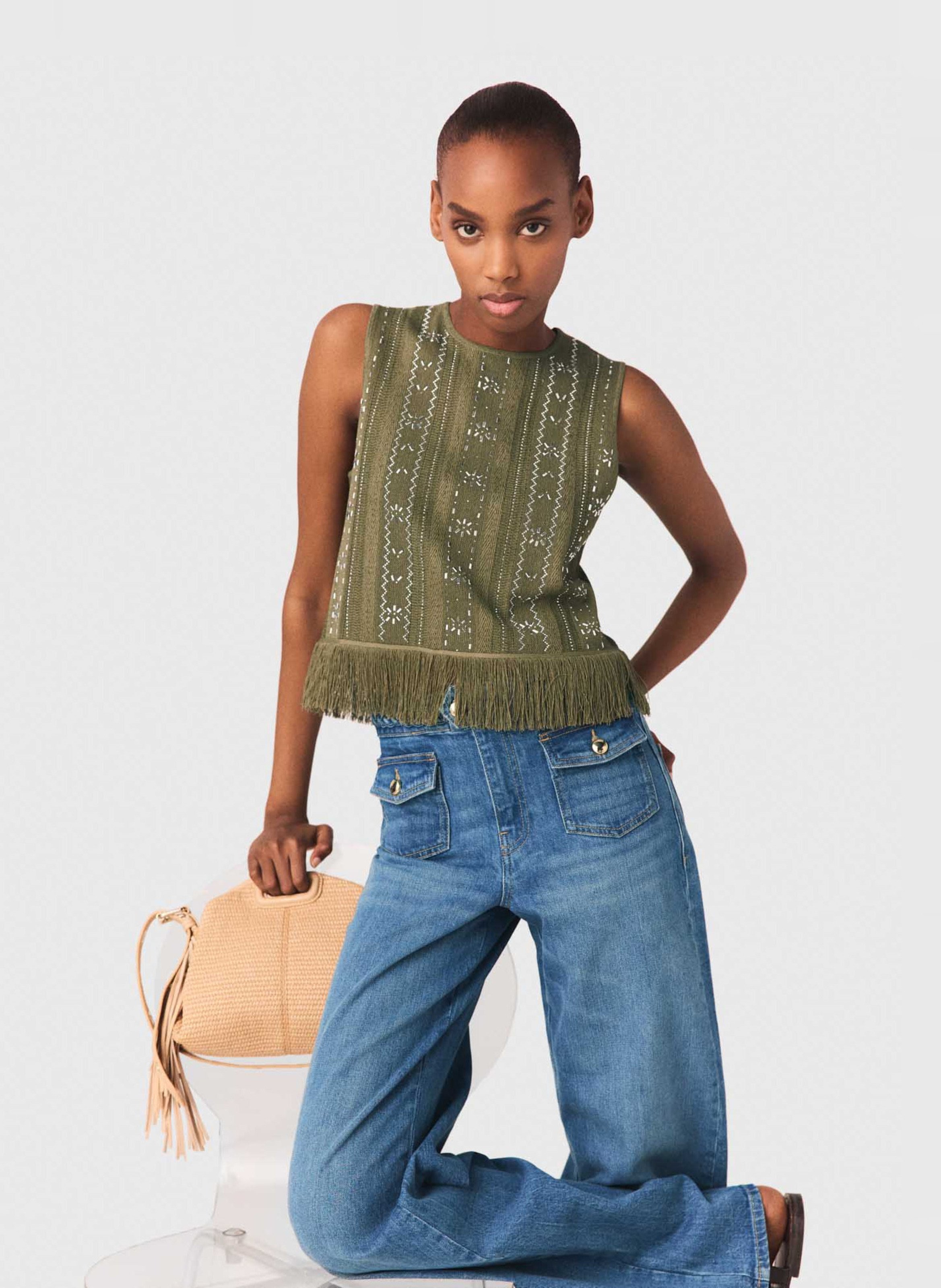 Mouwloze top met franjes en fantasiedetails MAJE Kaki