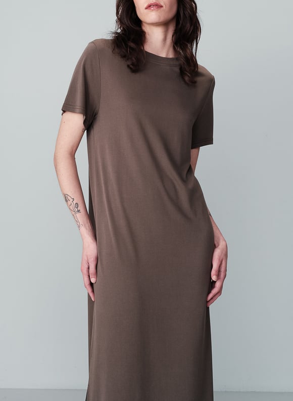 Robe longue manches courtes  GRACE ET MILA Vert