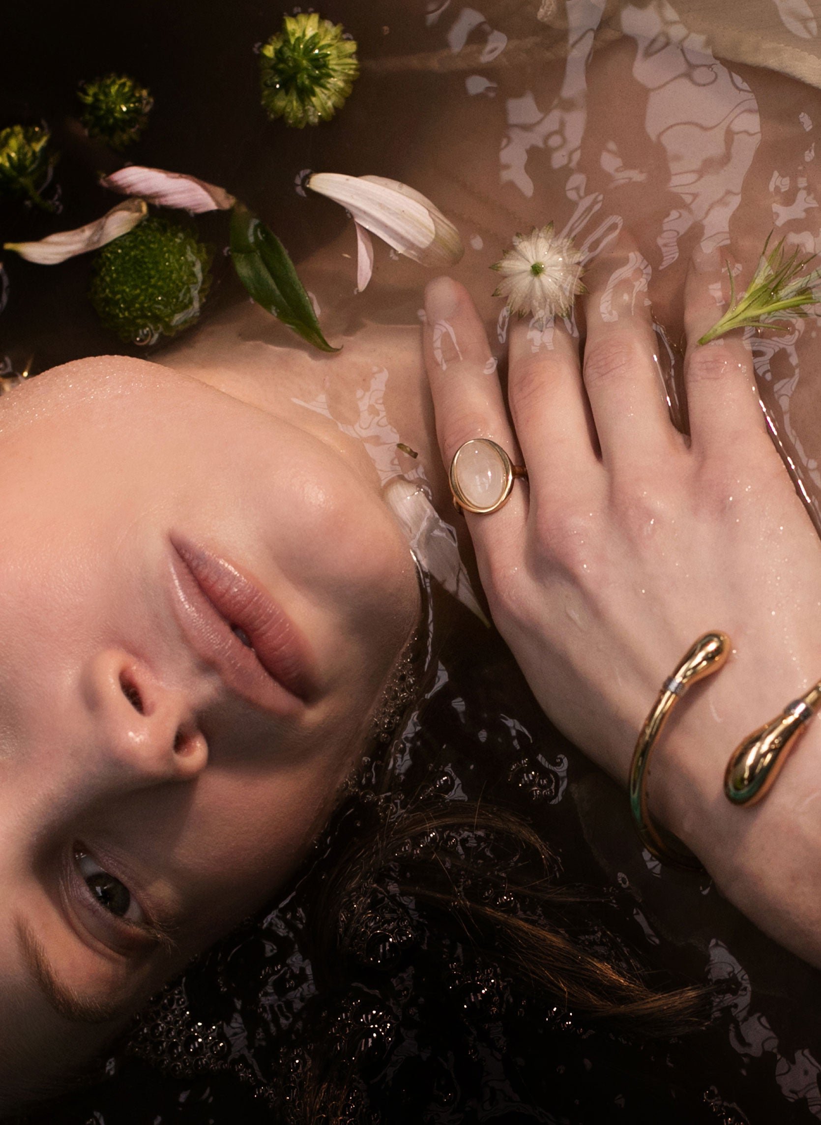 Wide ring AEC Paris Golden