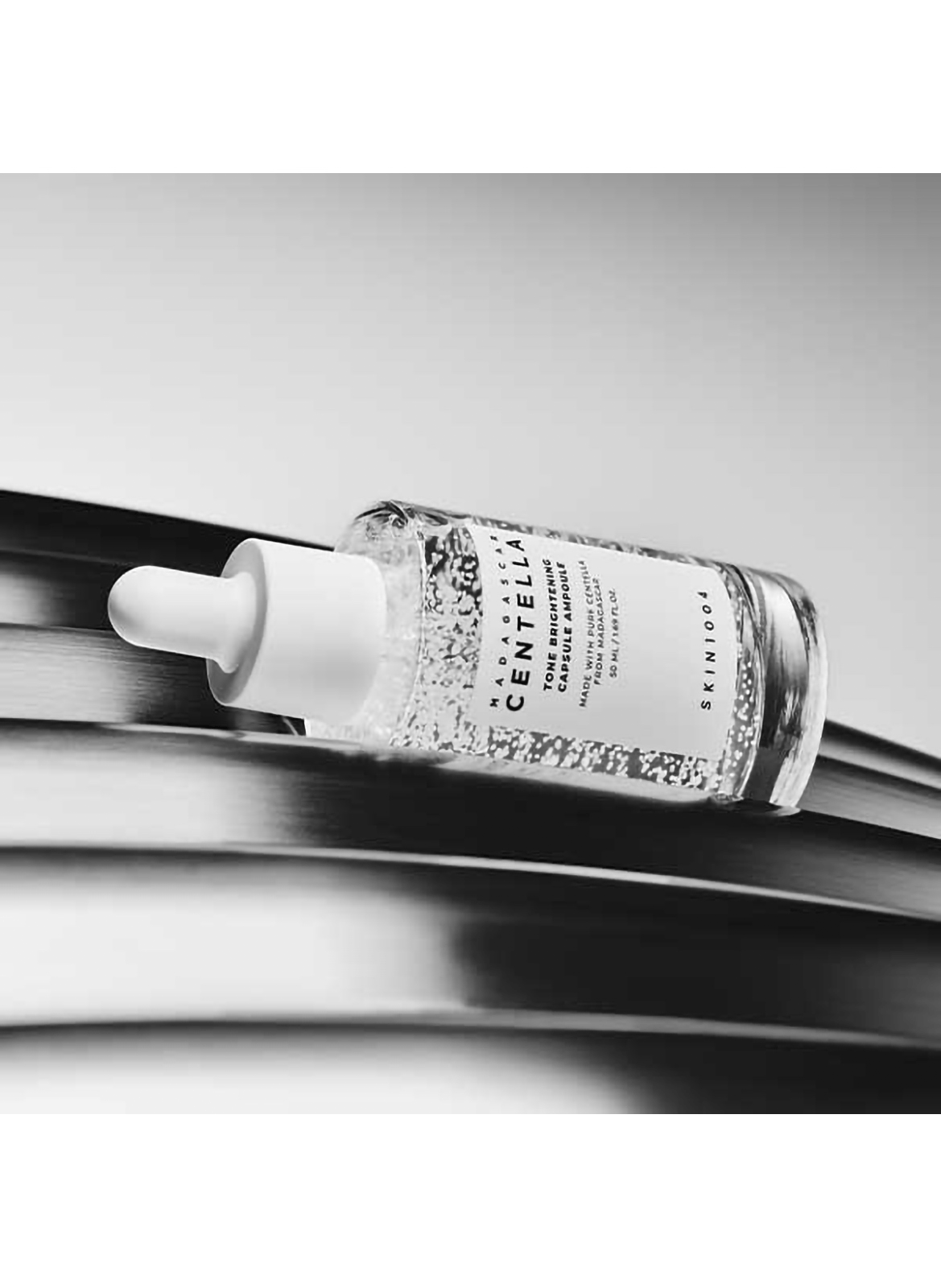 Anti-Spot Radiance Serum SKIN1004 No color