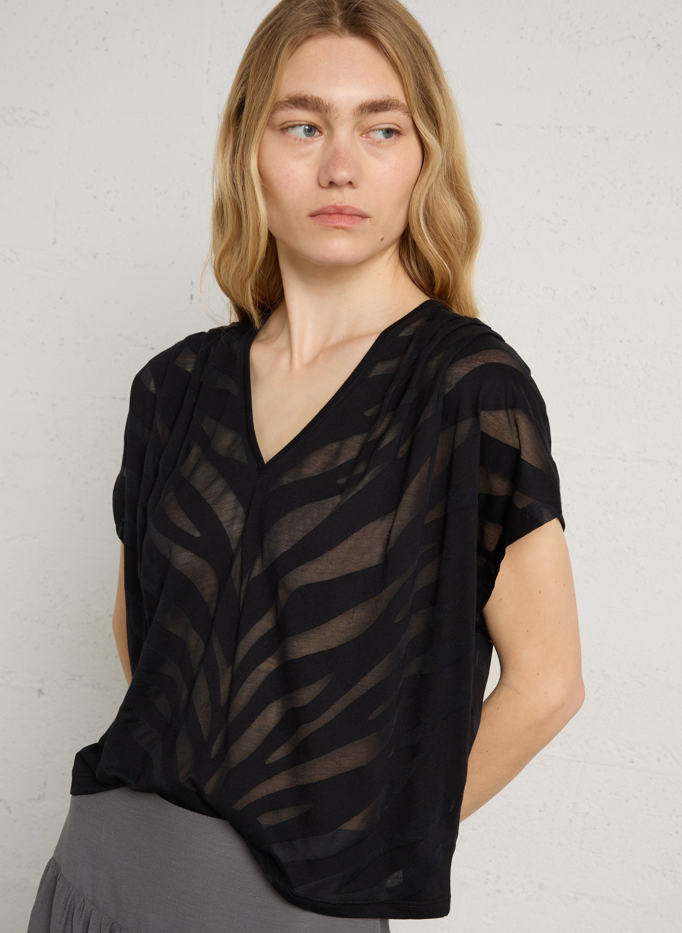 Top à col v à motif zèbre IKKS Noir