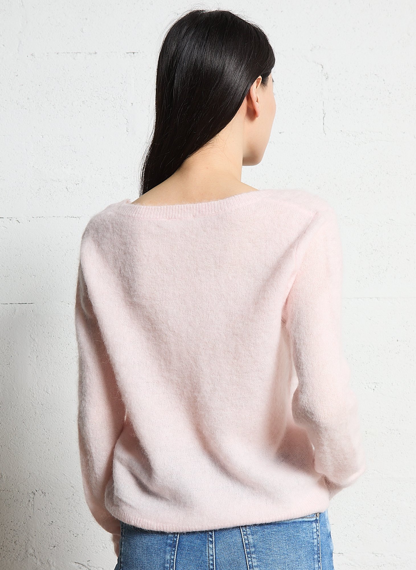 Pull col V ajusté uni en laine mélangée AMERICAN VINTAGE Rose