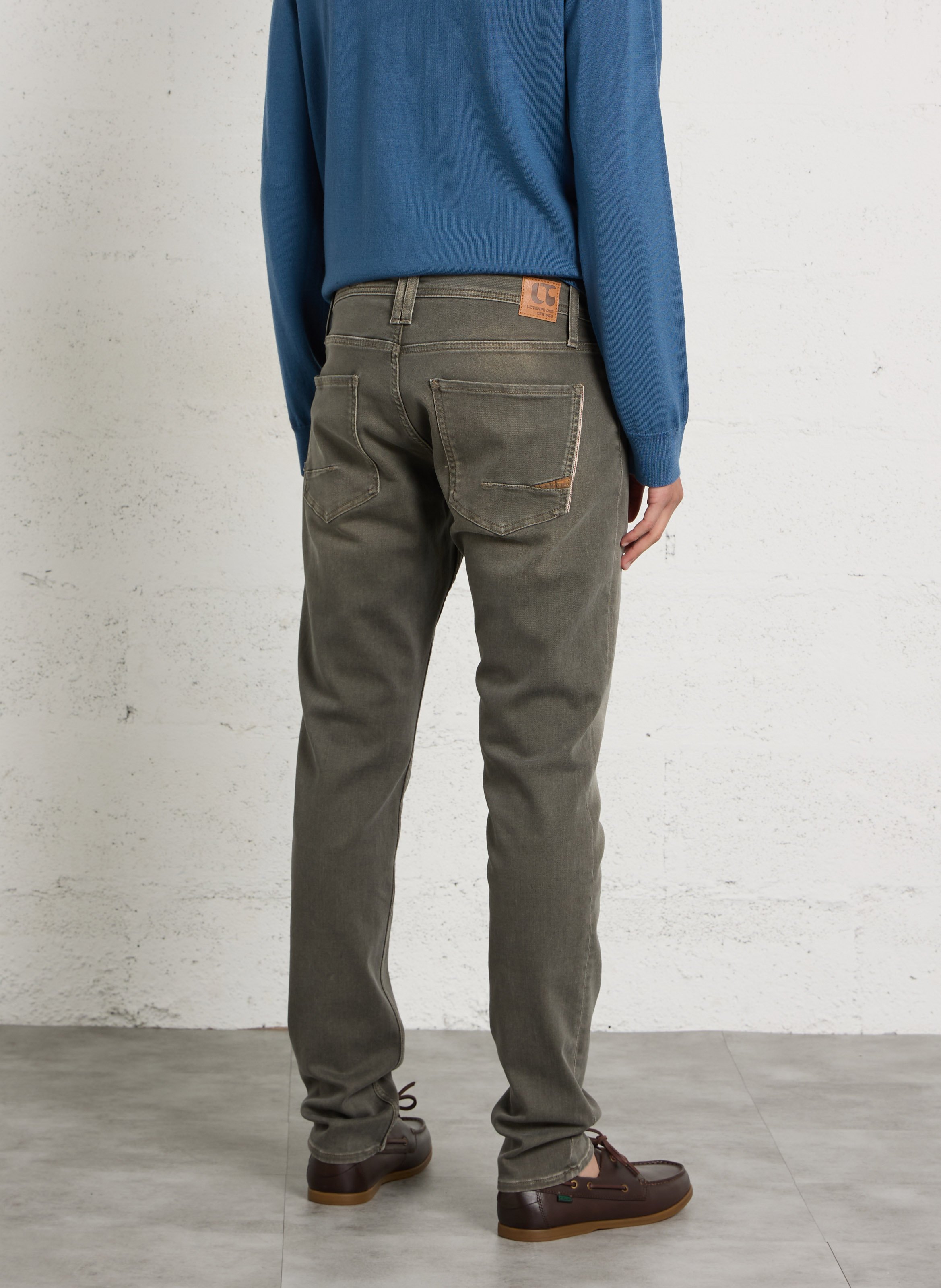 Eng anliegende Jeans aus Baumwollmischung LE TEMPS DES CERISES Braun