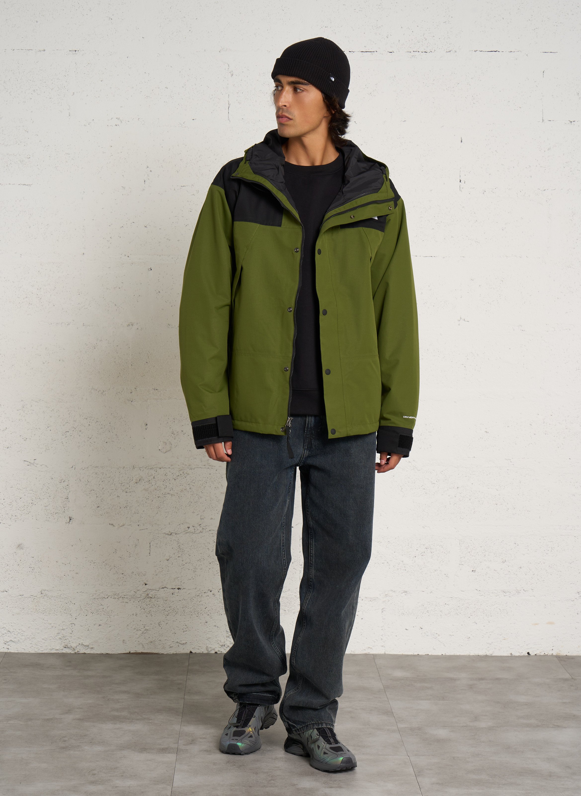 Windjacke mit Kapuze THE NORTH FACE Grun
