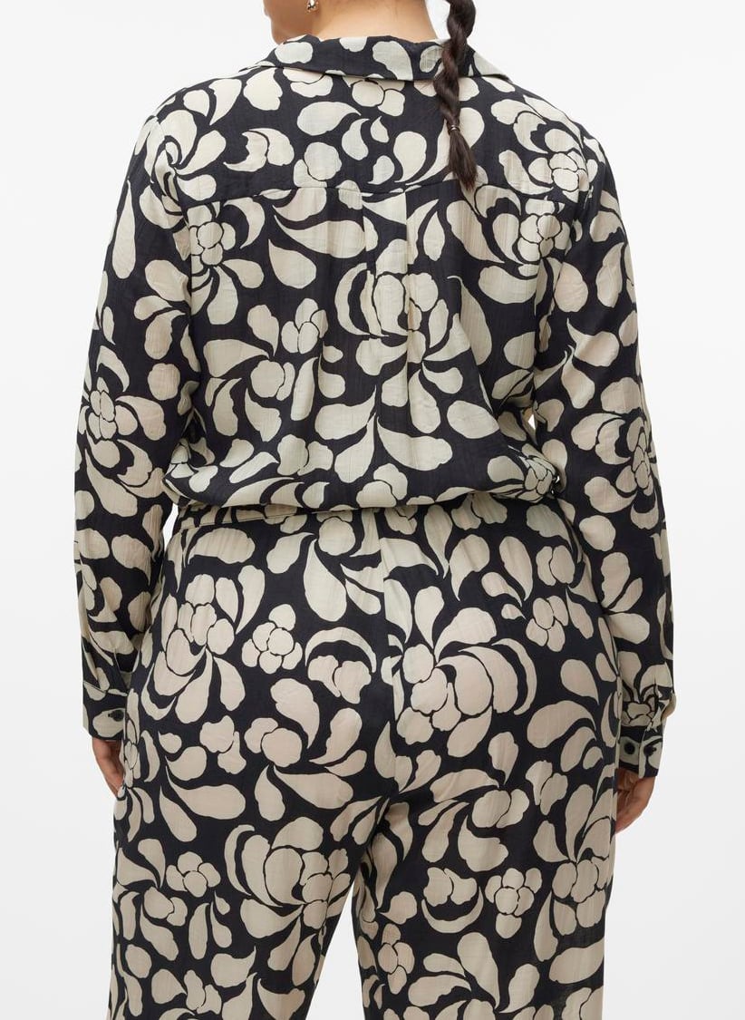 Top droit fluide à imprimé floral  VERO MODA CURVE Noir