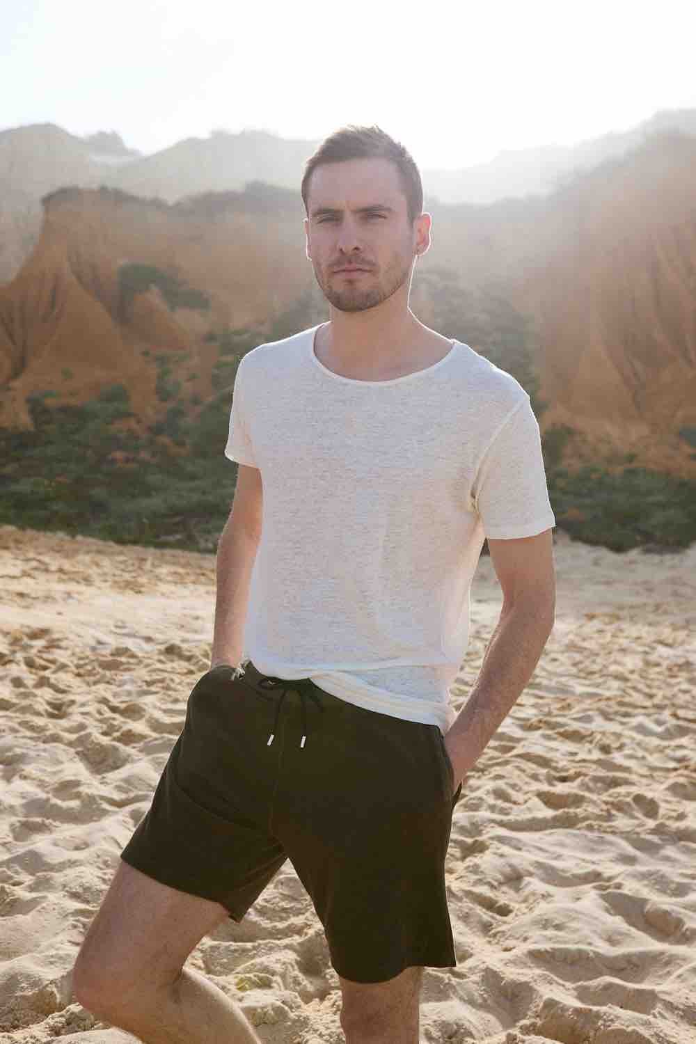 Short-sleeved T-shirt with round neckline APNEE White