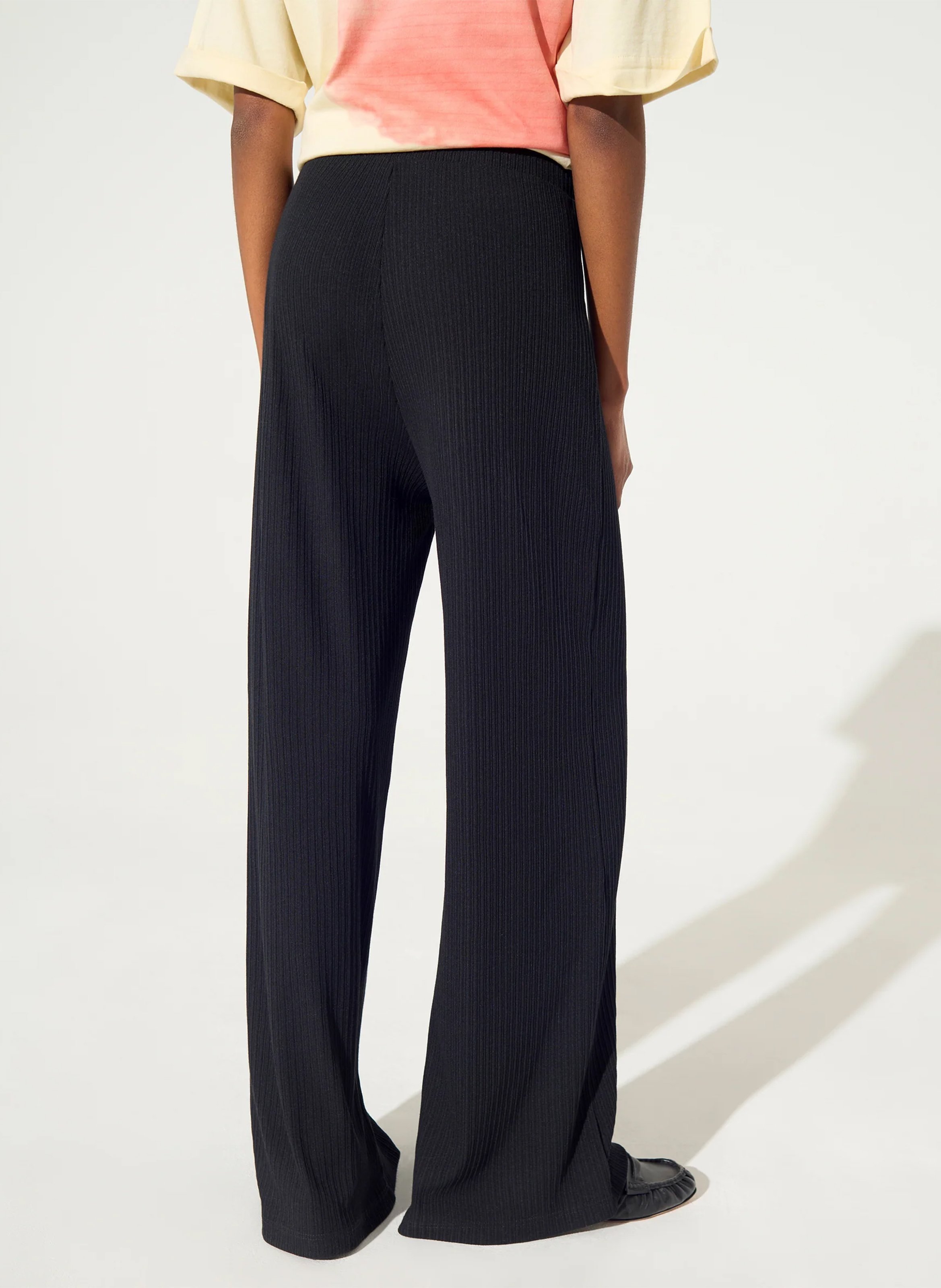 Pantalon large élastiqué uni  ACOTE Noir