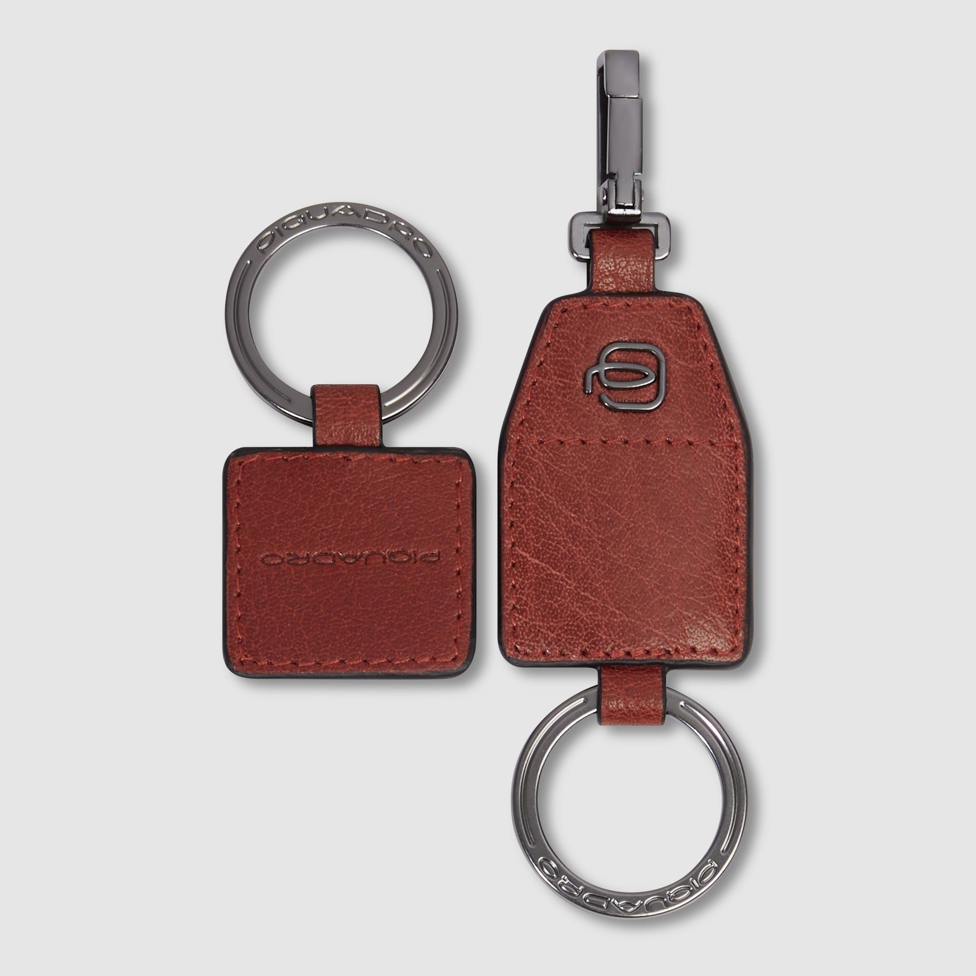 Divisible leather keychain PIQUADRO Red
