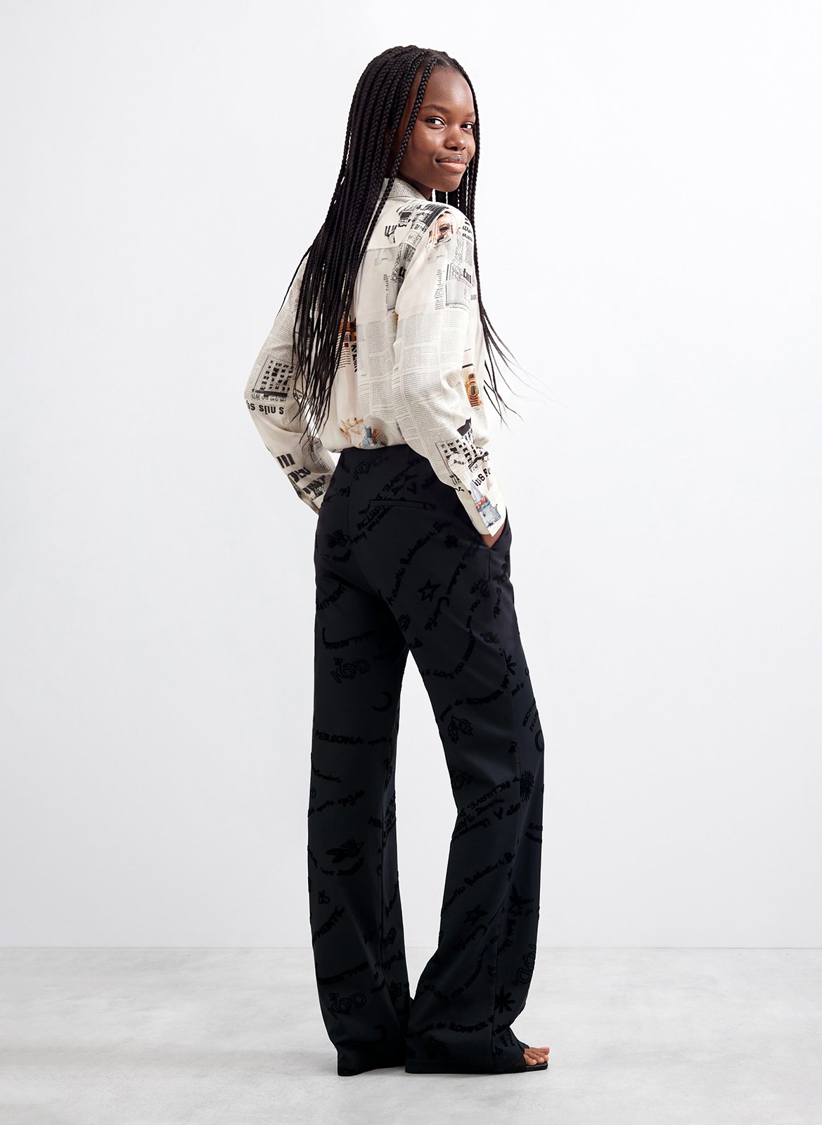 Pantalon flare brodé DESIGUAL Noir