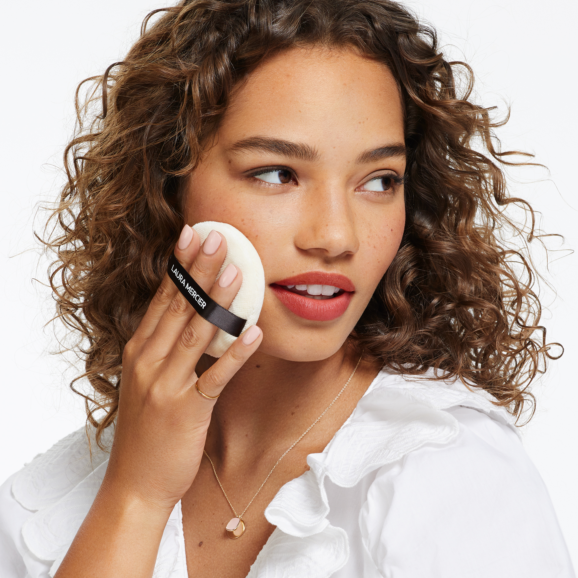 TRANSLUCENT LOOSE SETTING POWDER ULTRA BLUR - LOS POEDER LAURA MERCIER Honey