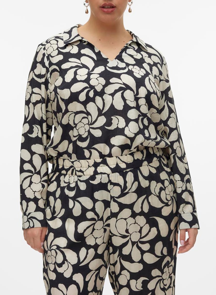 Top droit fluide à imprimé floral  VERO MODA CURVE Noir