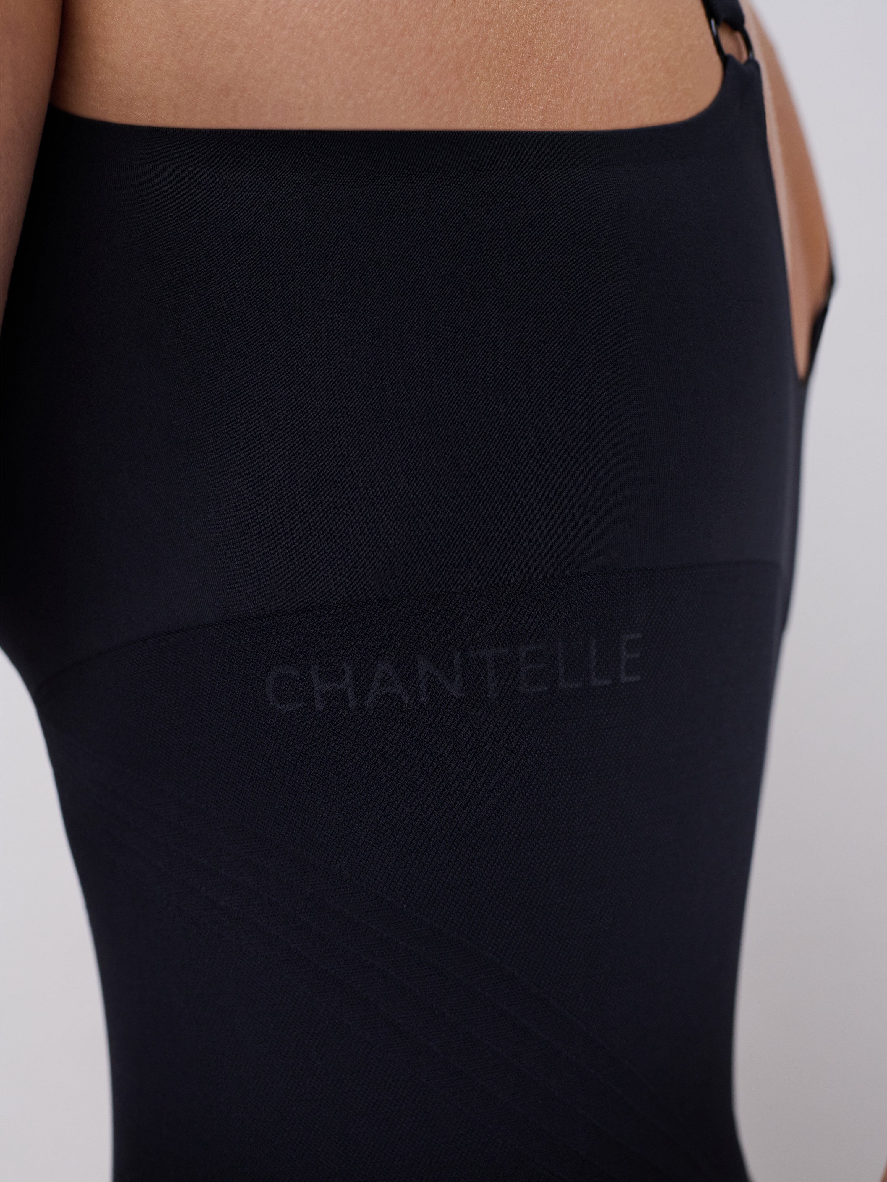 Sculpting bodysuit CHANTELLE Black
