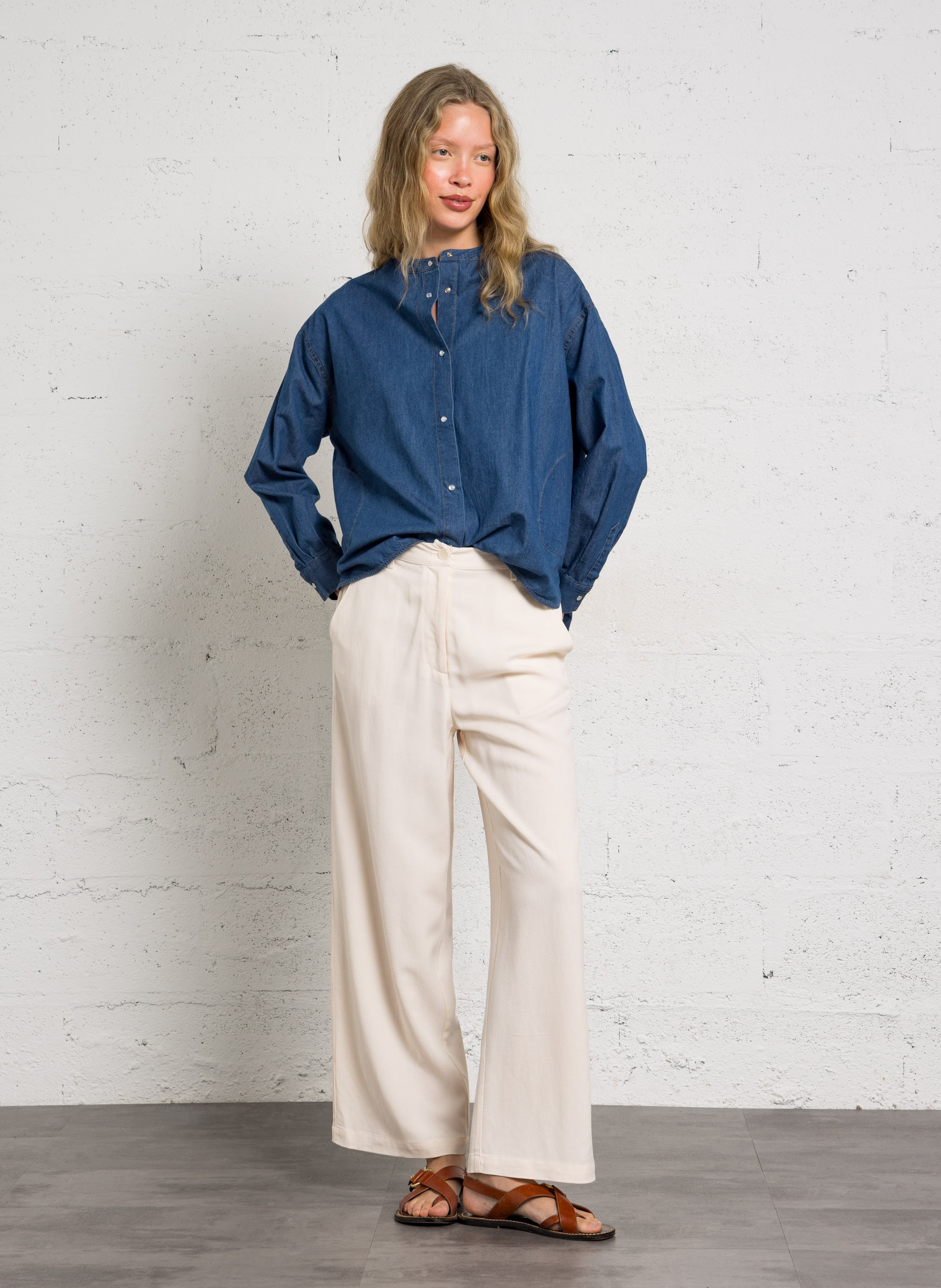 Rundhals-Denimhemd BELLA JONES Blau