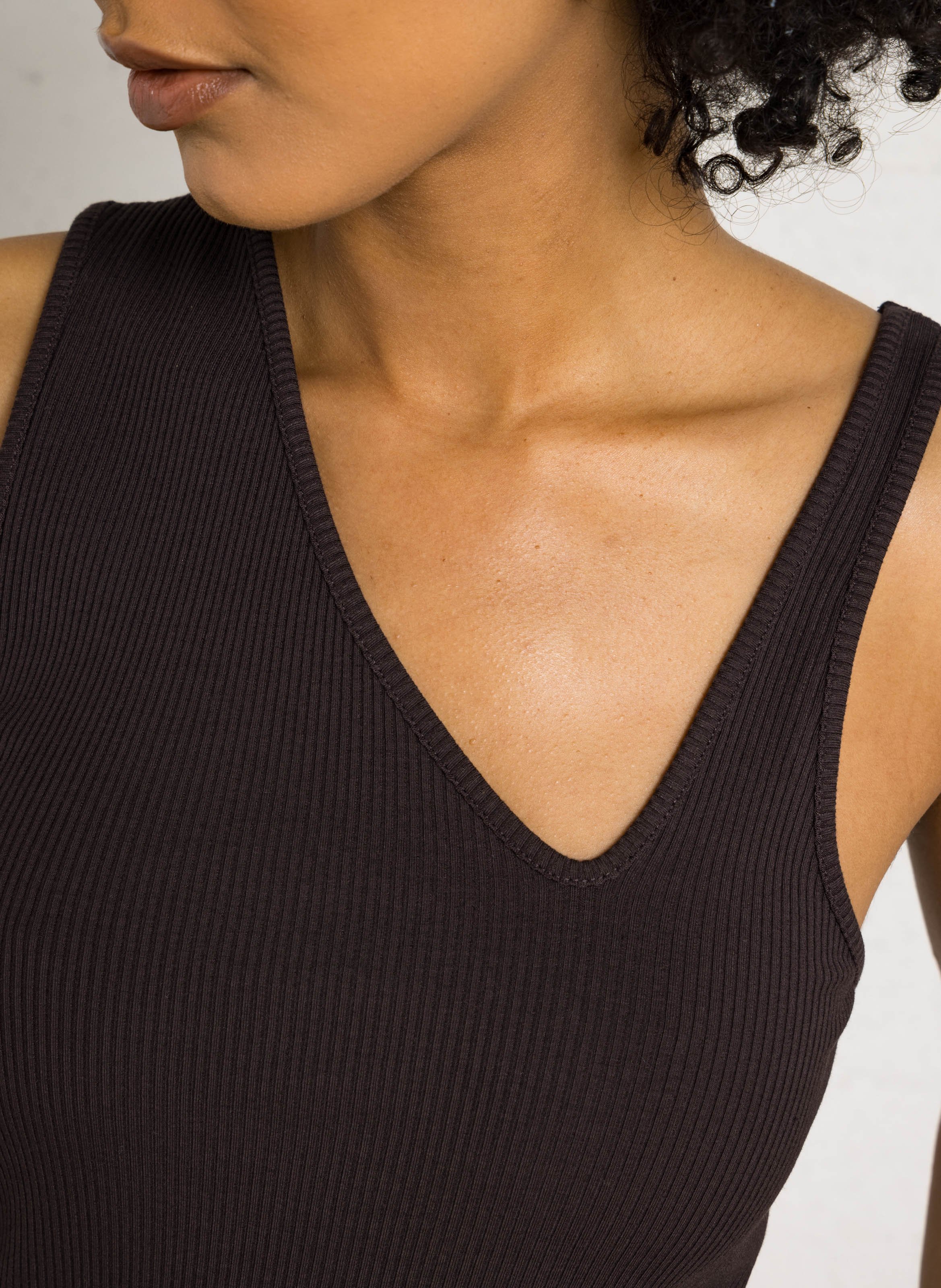 Débardeur asymétrique moulant  DES PETITS HAUTS Marron