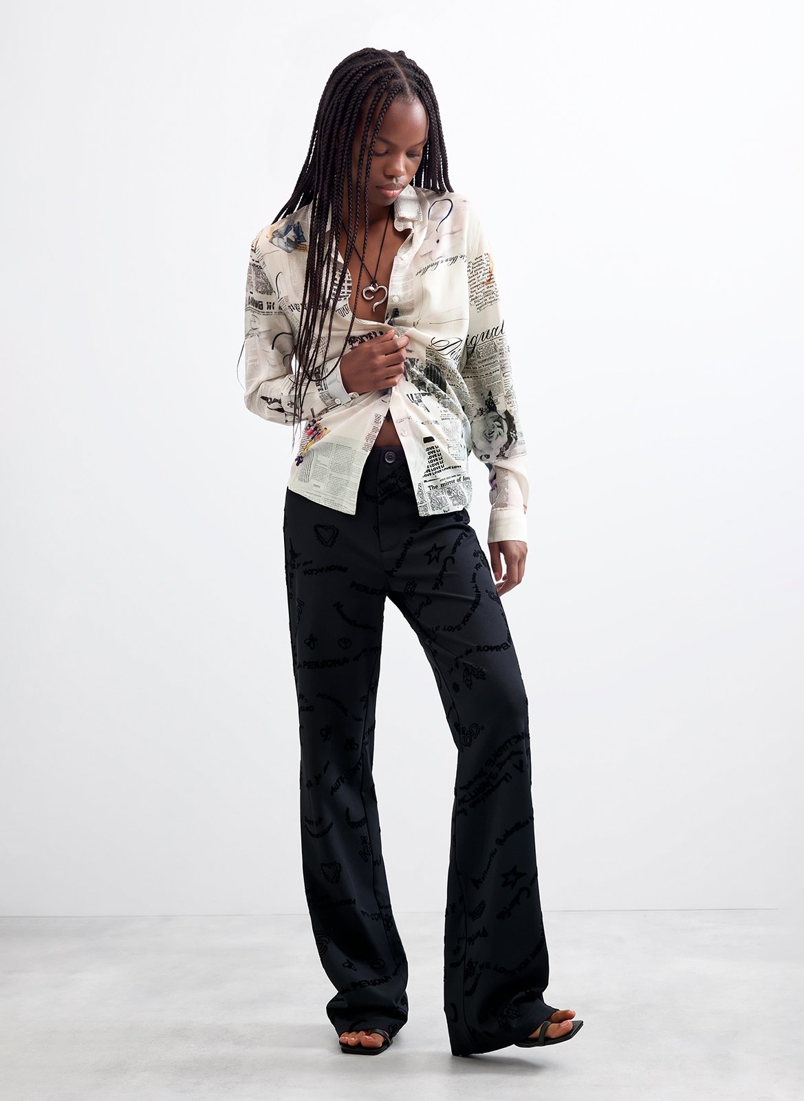Pantalon flare brodé DESIGUAL Noir
