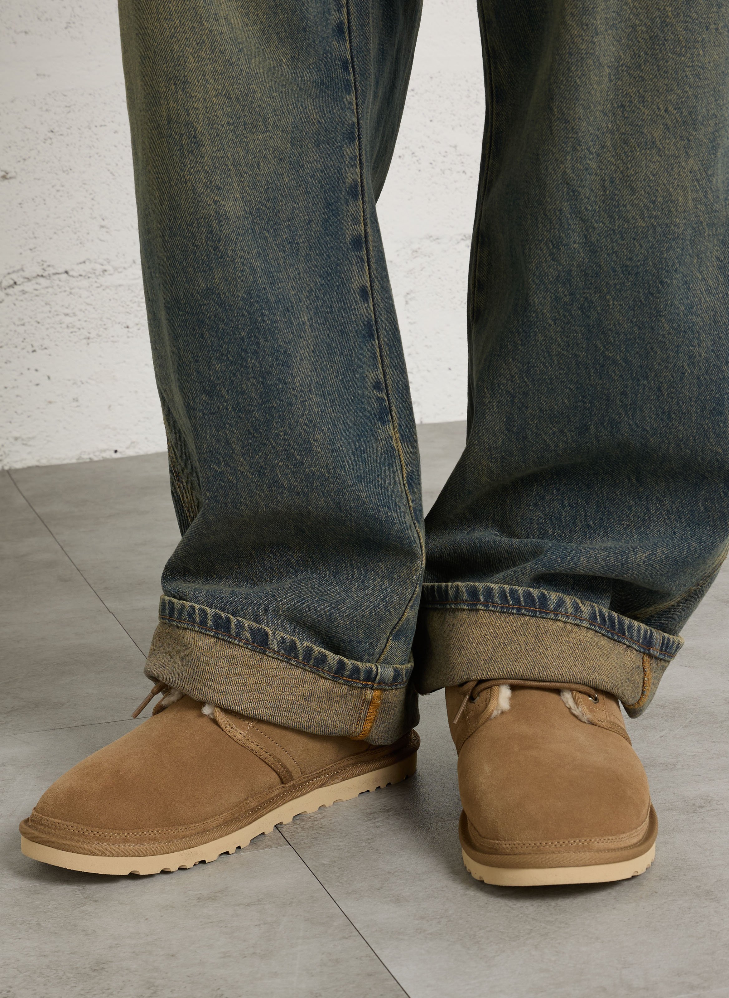 Lace-up leather ankle boots UGG Golden