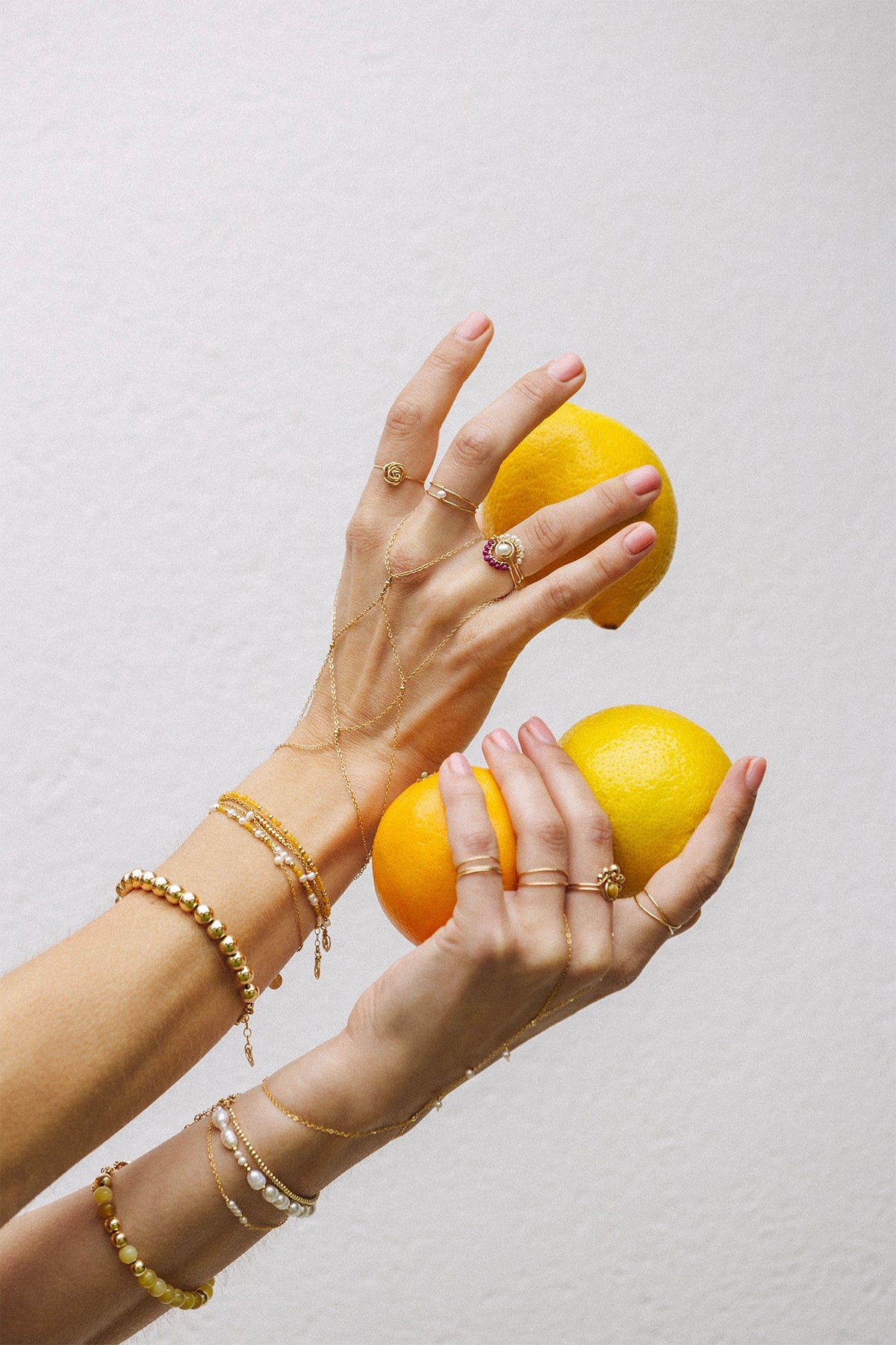 Double pearl ring YAY White