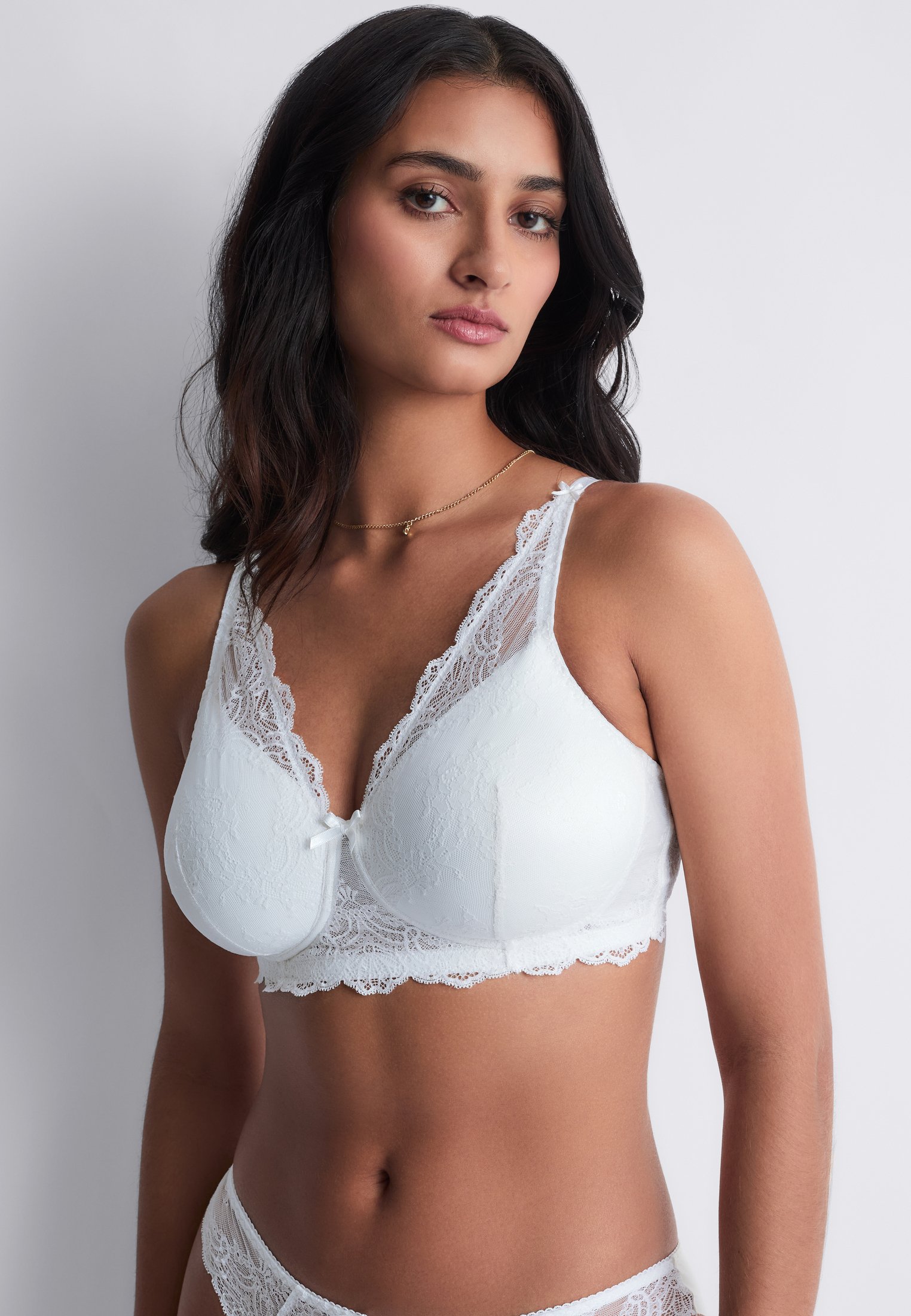 Soft post-operative full coverage bra AUBADE White