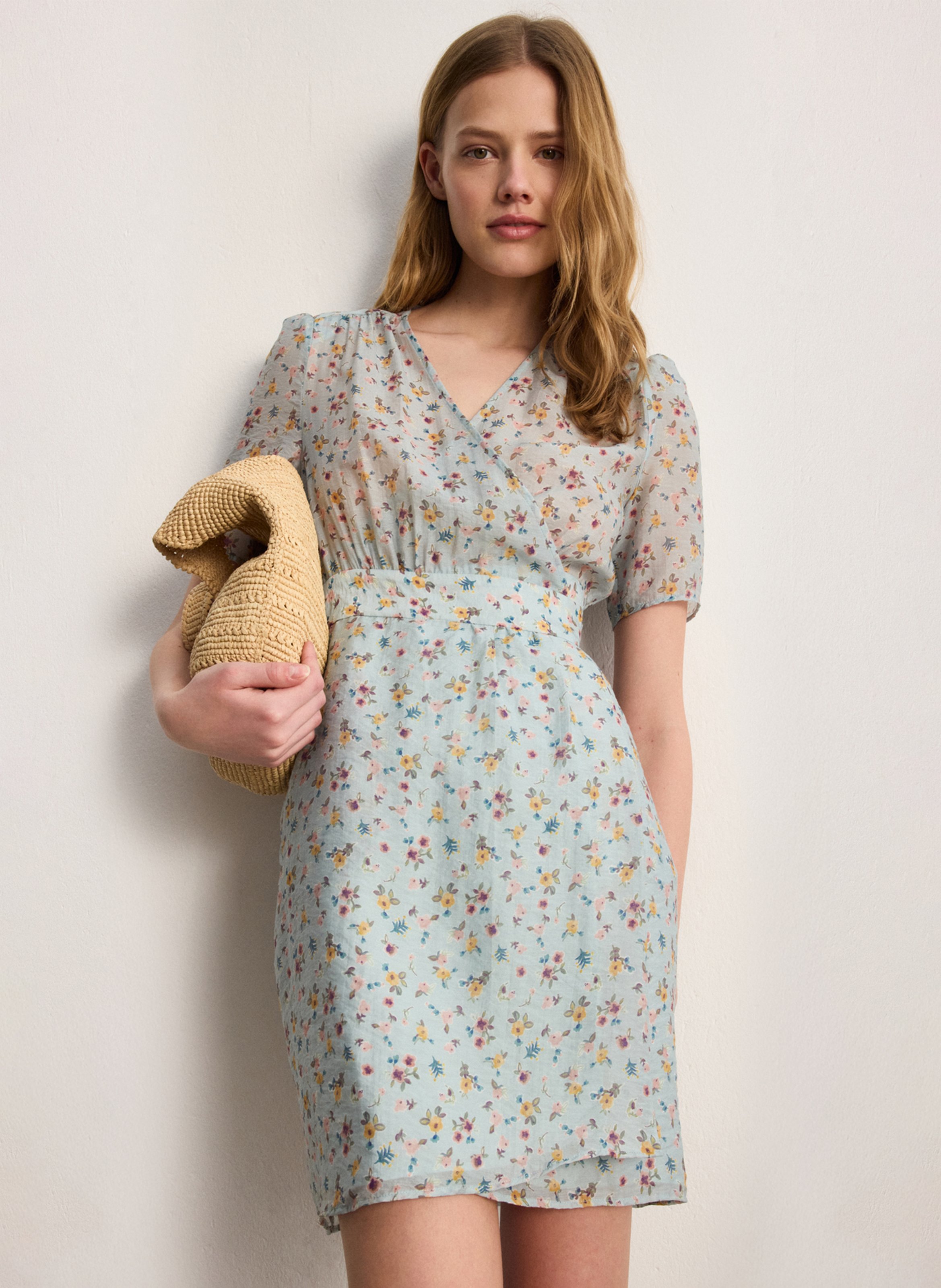 Korte jurk met V-hals en print PABLO Blauw