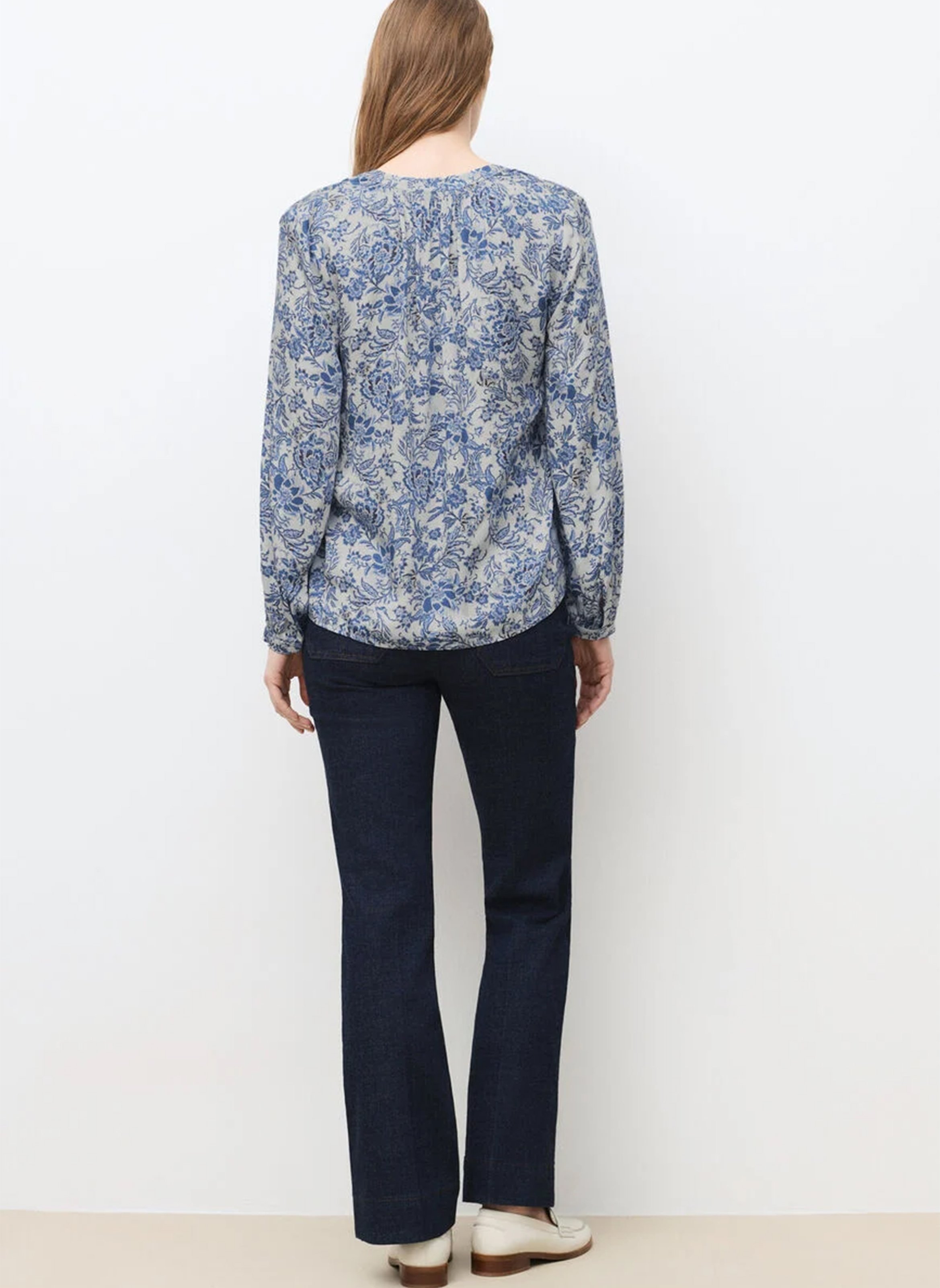 Blouse droite col V imprimée CAROLL Bleu