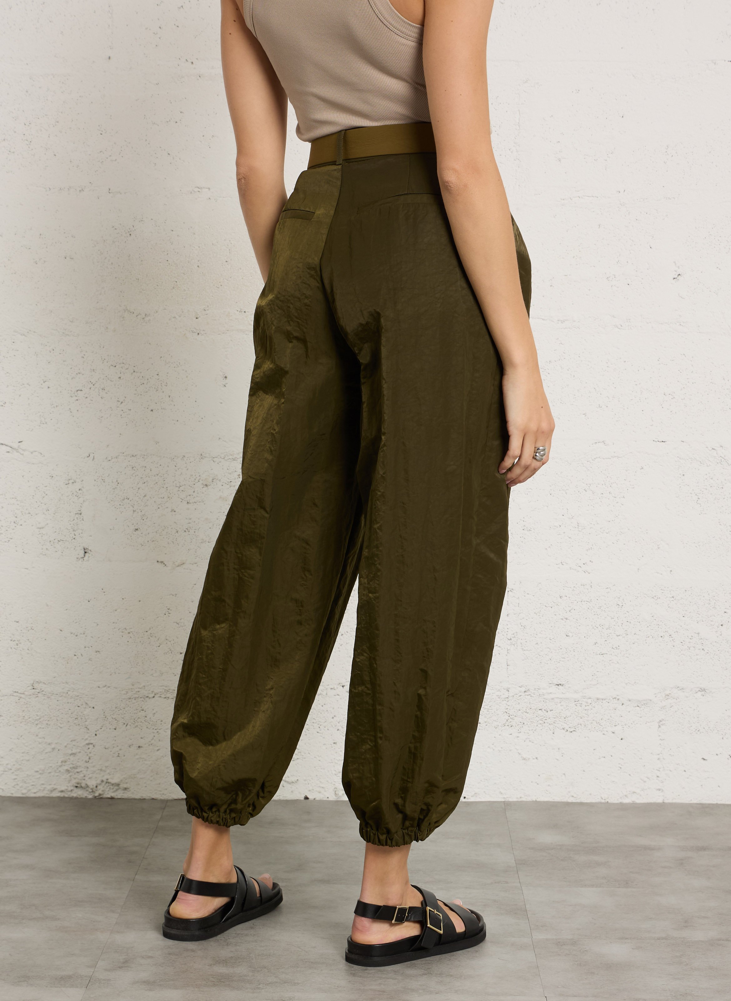 Broek met ballonvormige pijpen en ceintuur IMPERIAL Groen