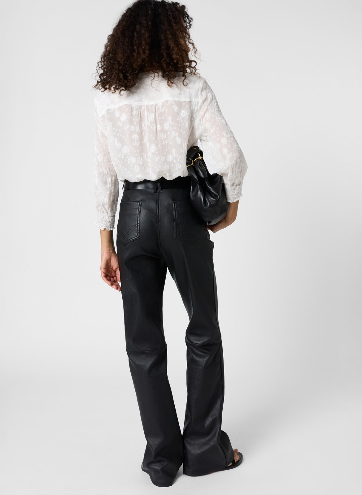 Top col tunisien en dentelle fleurie GERARD DAREL Beige