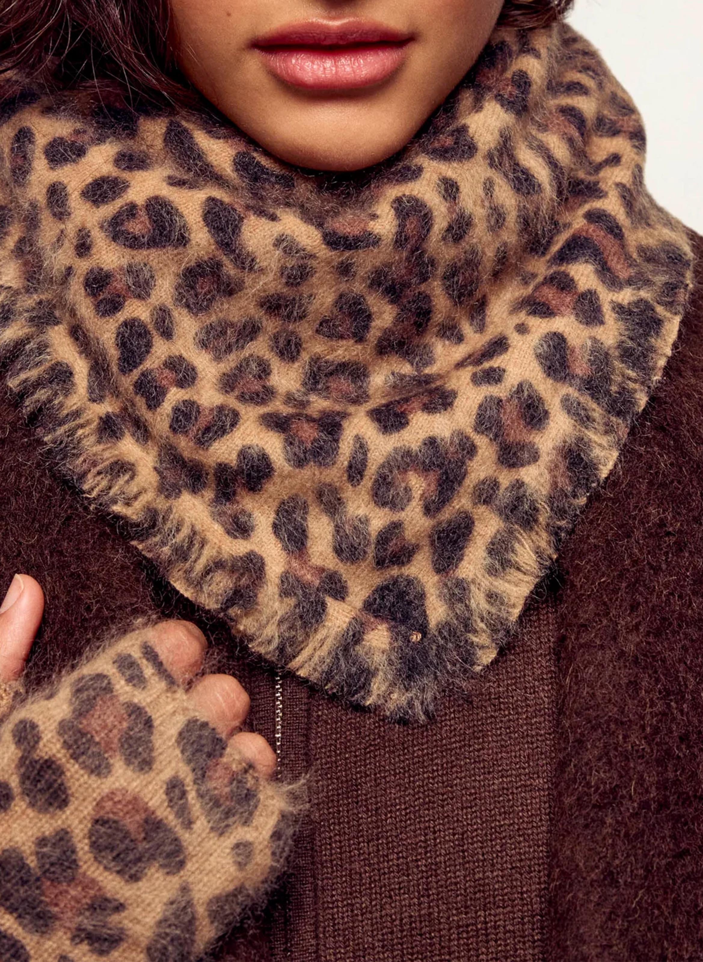 Foulard en cachemire imprimé FROM FUTURE Beige