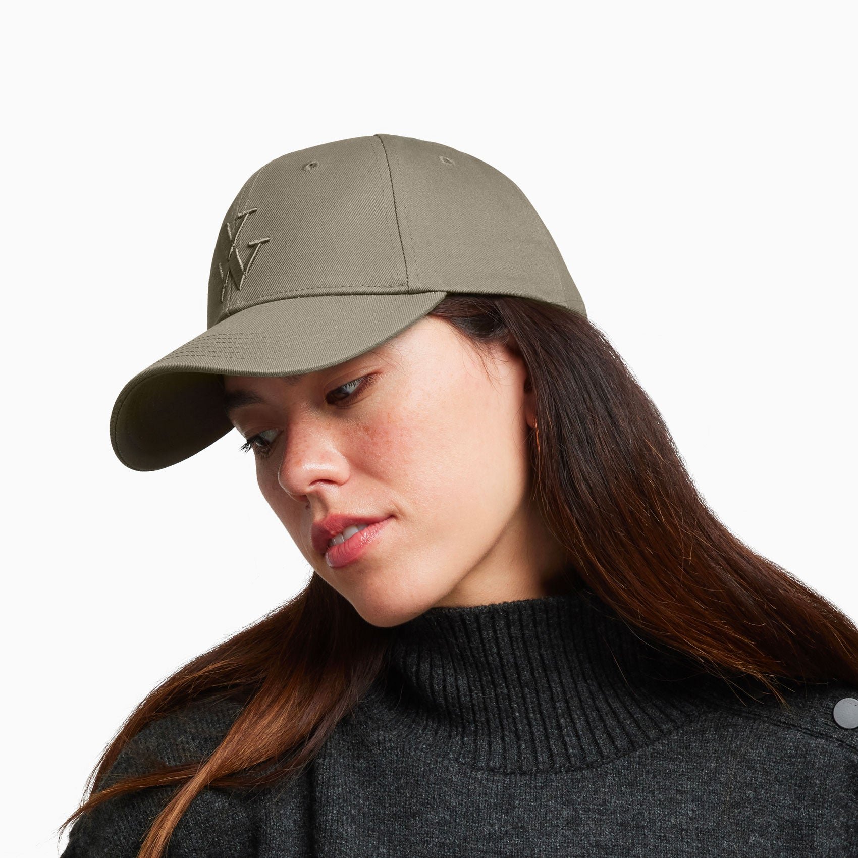 Leopard canvas cap with embroidered logo VANESSA WU Green