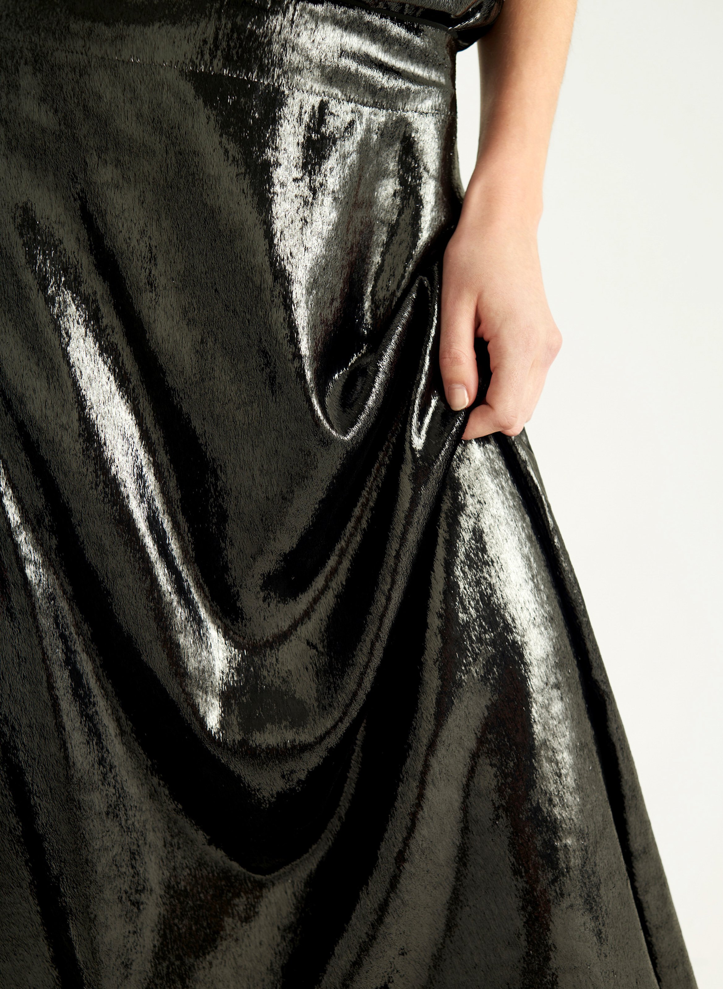 Textured Midi Skirt COTELAC Black