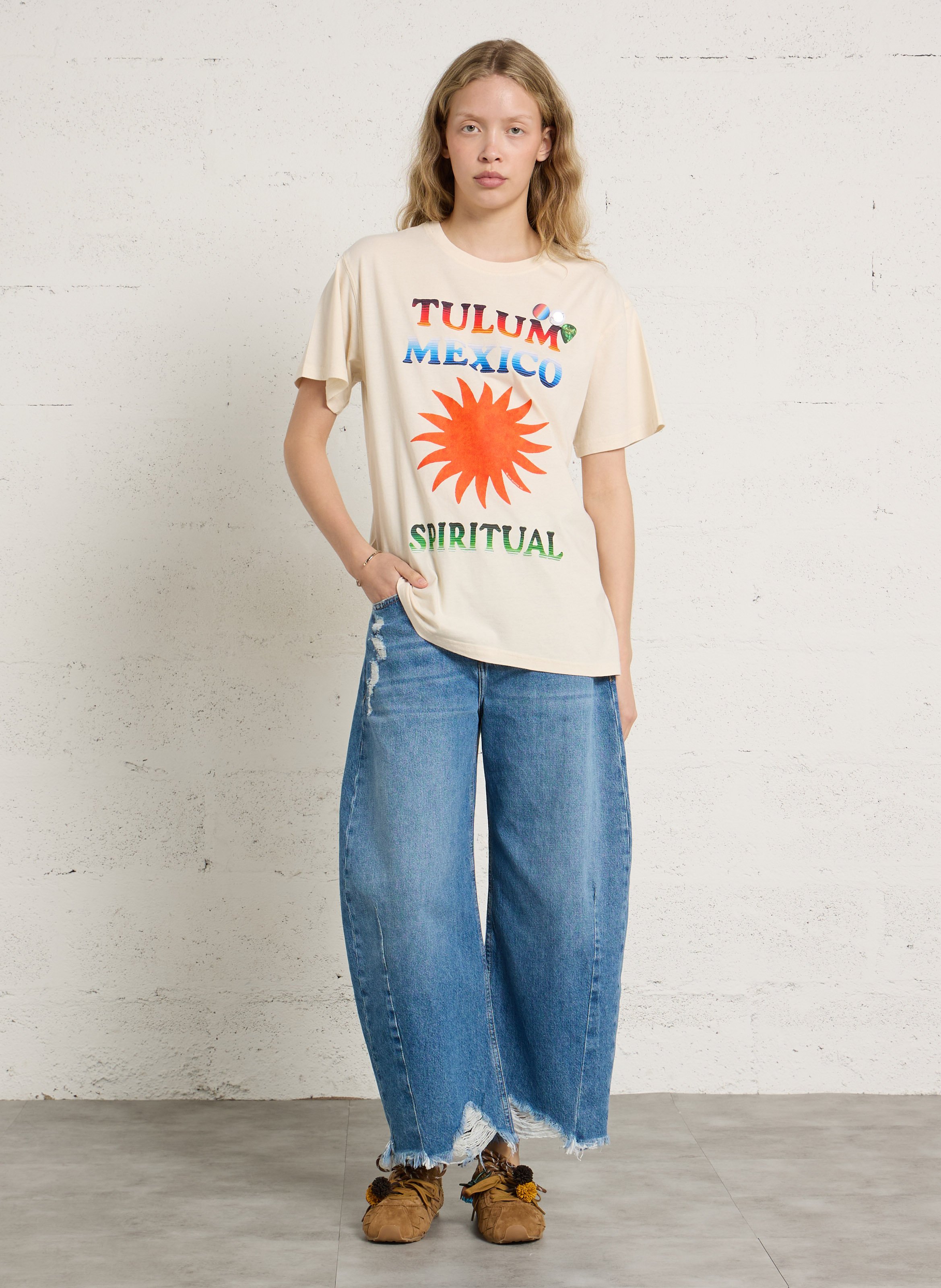 Recht, katoenen T-shirt met ronde hals en zeefdruk NEWTONE Beige