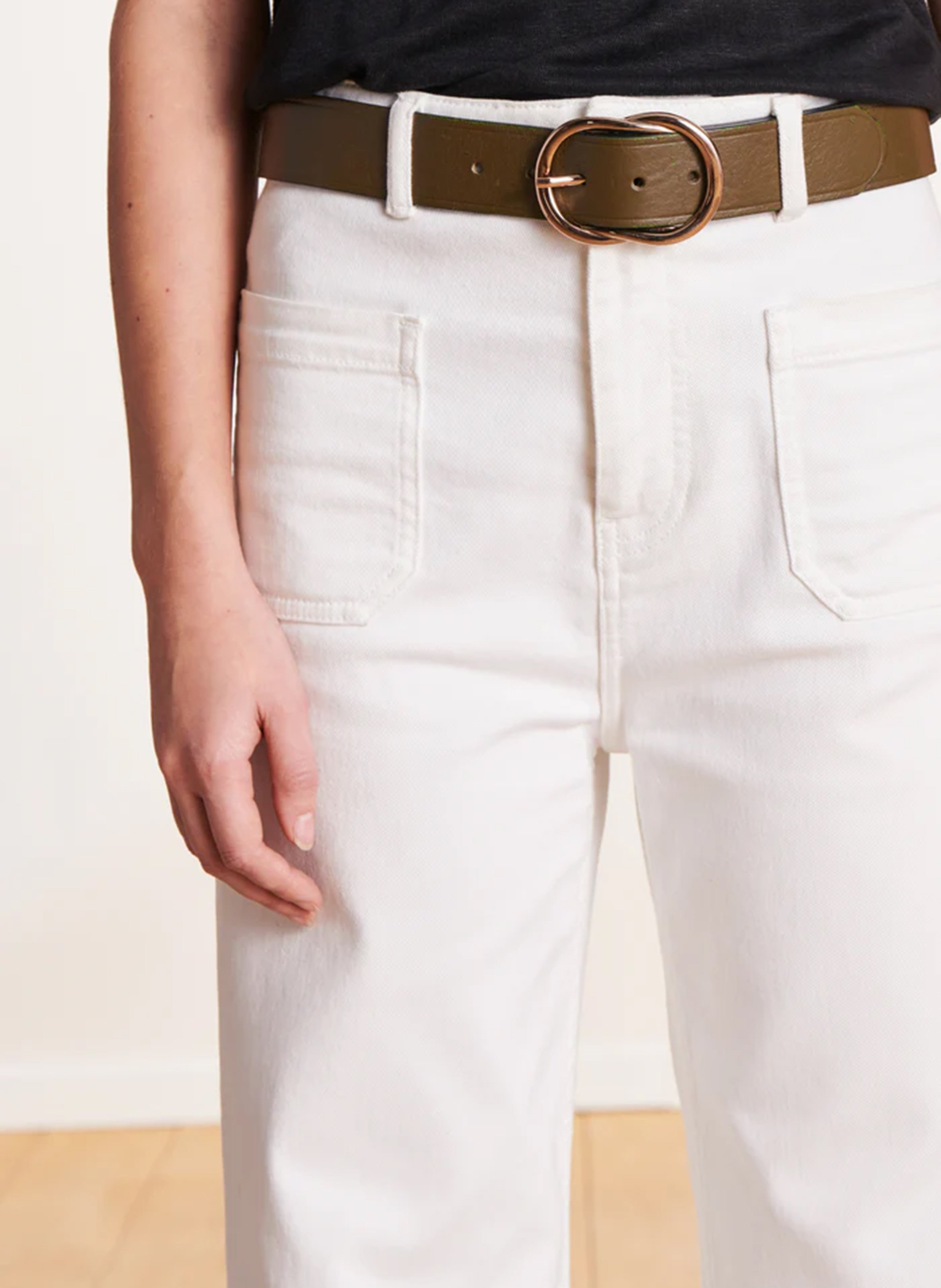 High Waist Bootcut-Jeans aus Bio-Baumwolle LA FEE MARABOUTEE Weiss