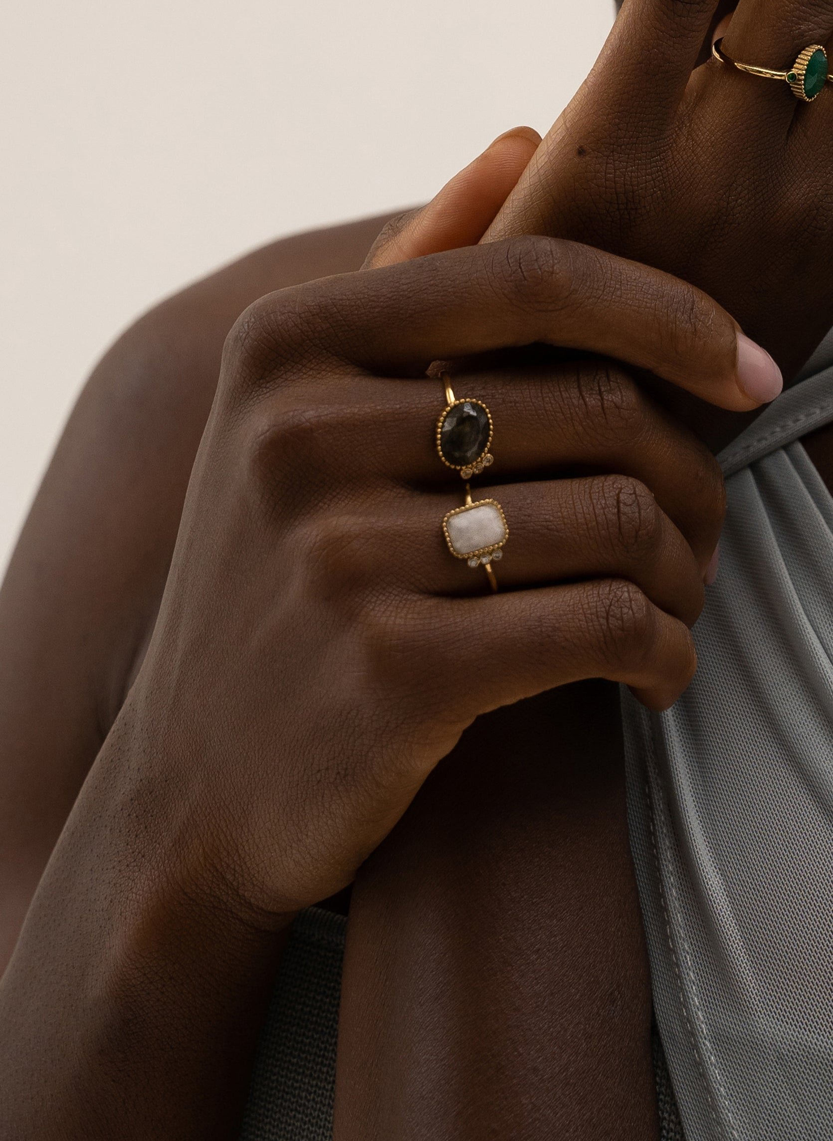 Thin ring AEC Paris White