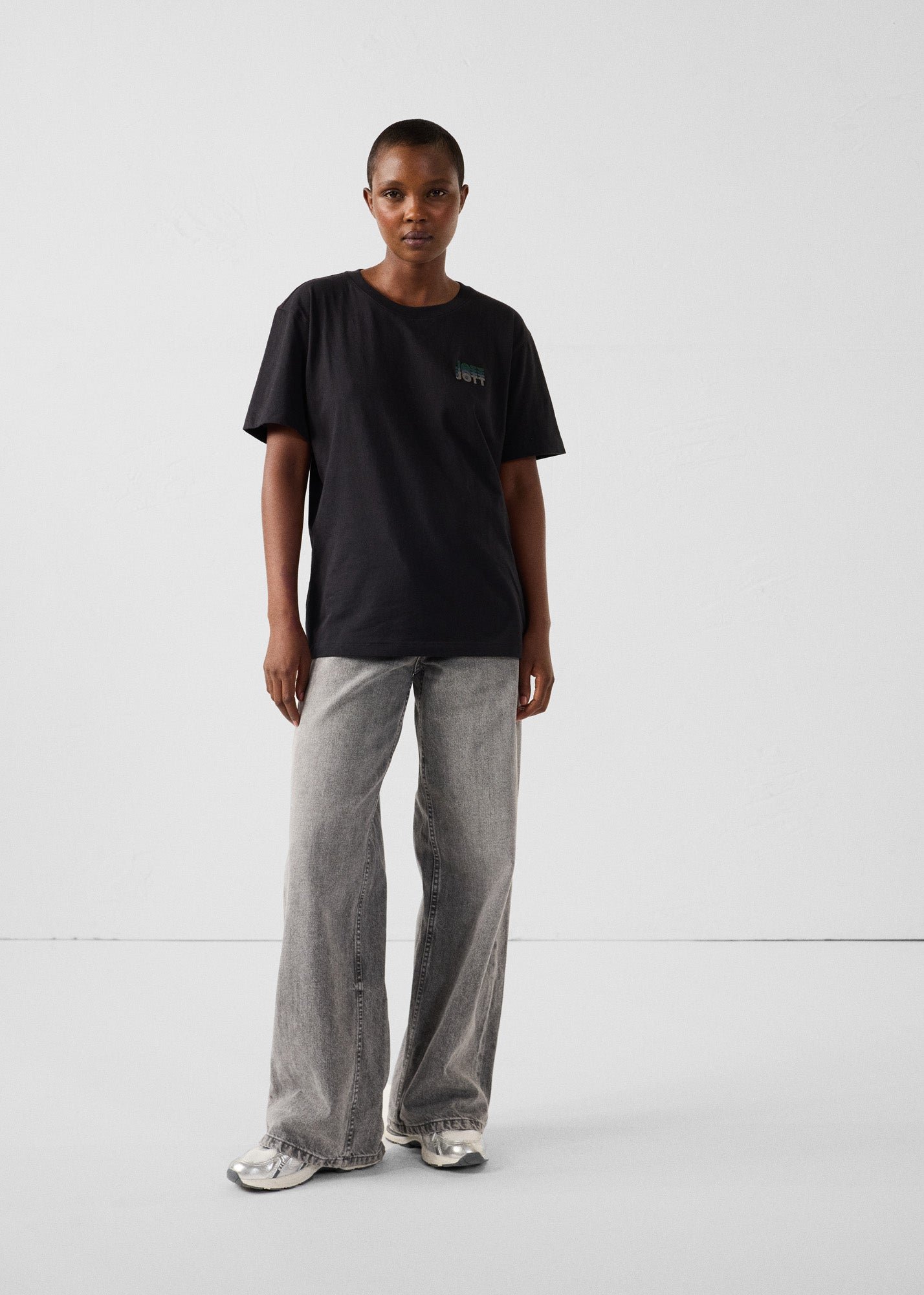 Graphic T-shirt Lone Gradient JOTT Black