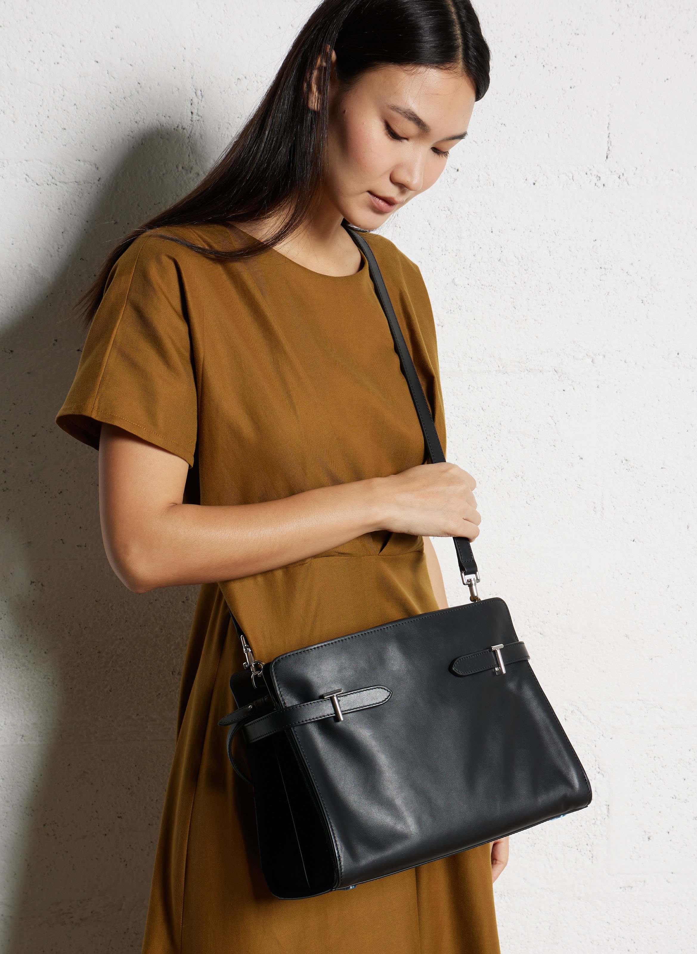 Sac bandoulière en cuir LE TANNEUR Noir