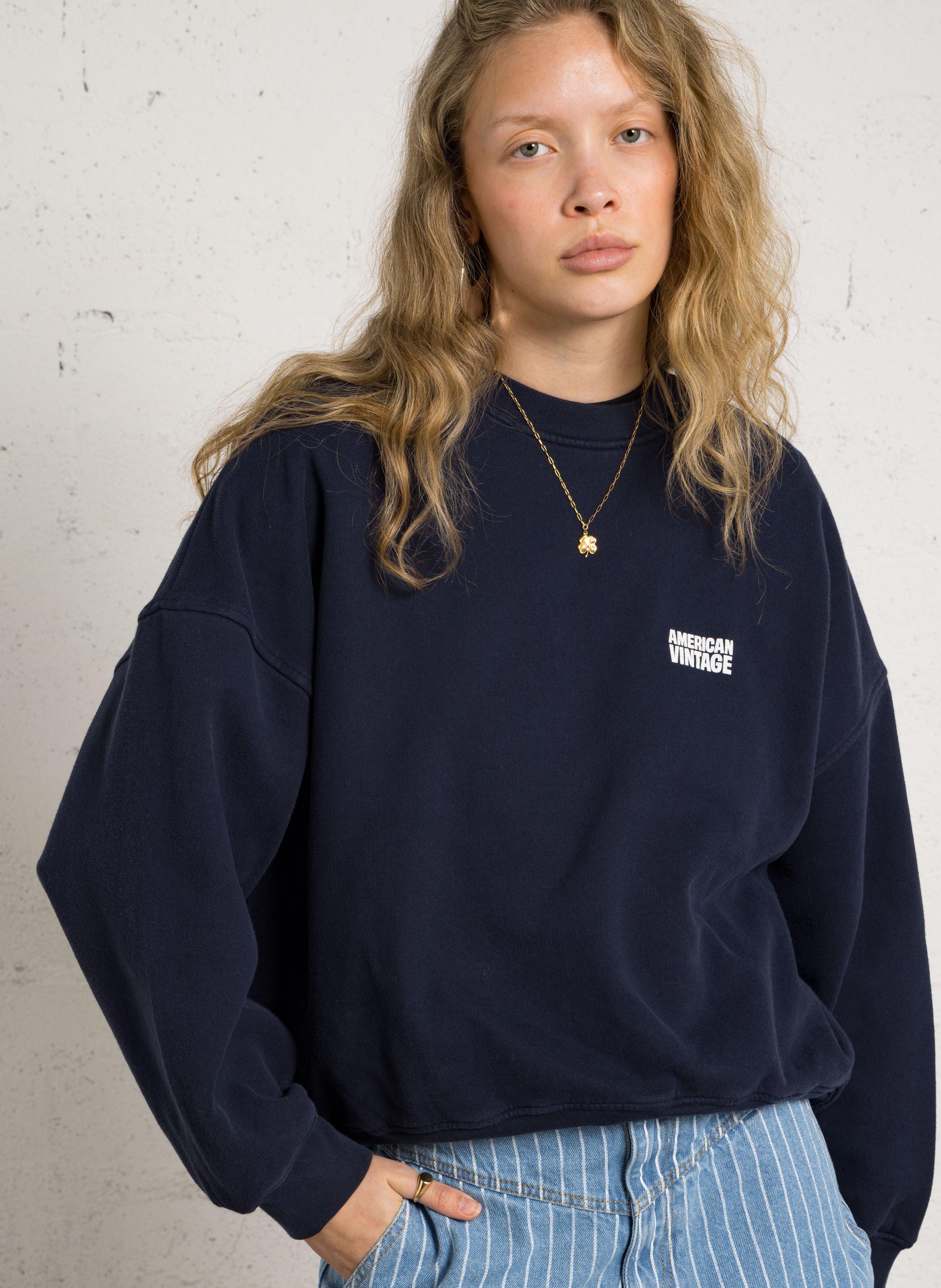 Sweat ample col rond sérigraphié en coton AMERICAN VINTAGE