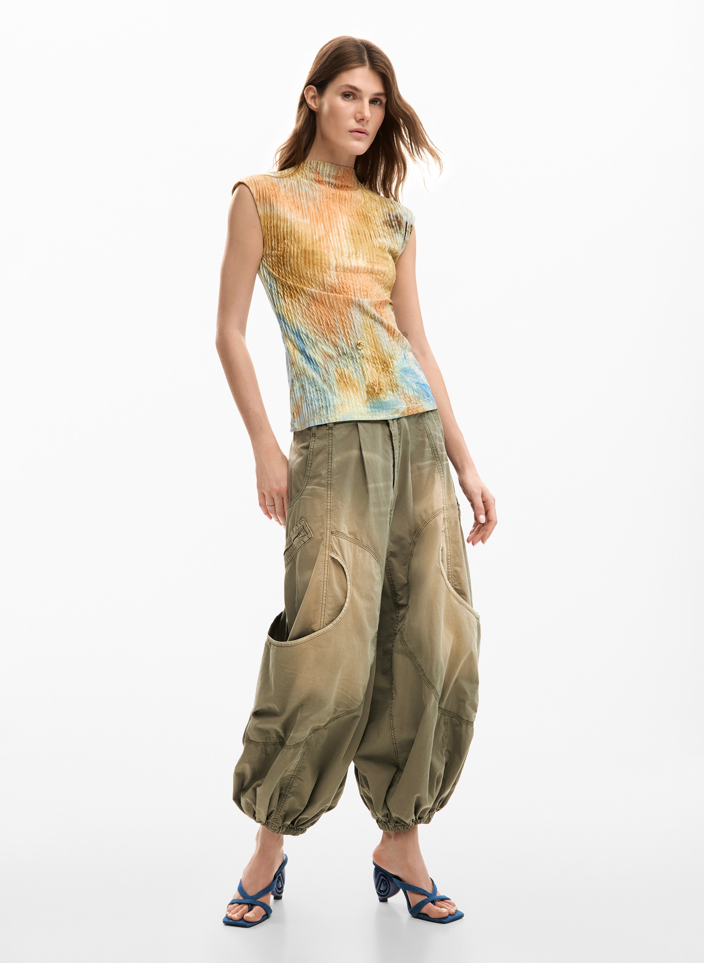 Bedrukt T-shirt met opstaande kraag DESIGUAL Bruin