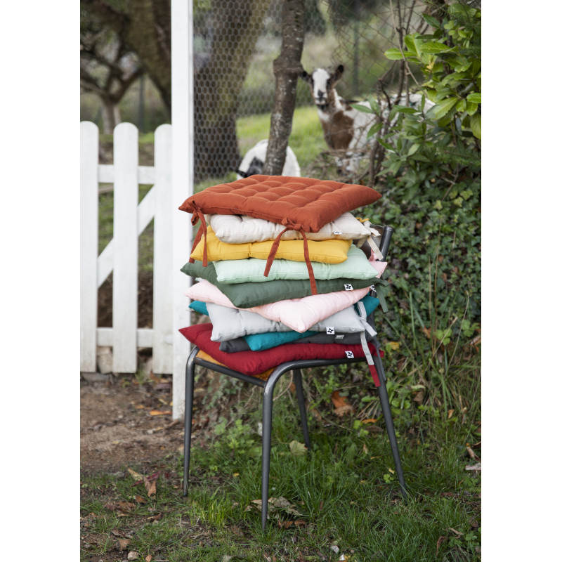 Quilted water-repellent outdoor seat L'EFFET PAPILLON Red