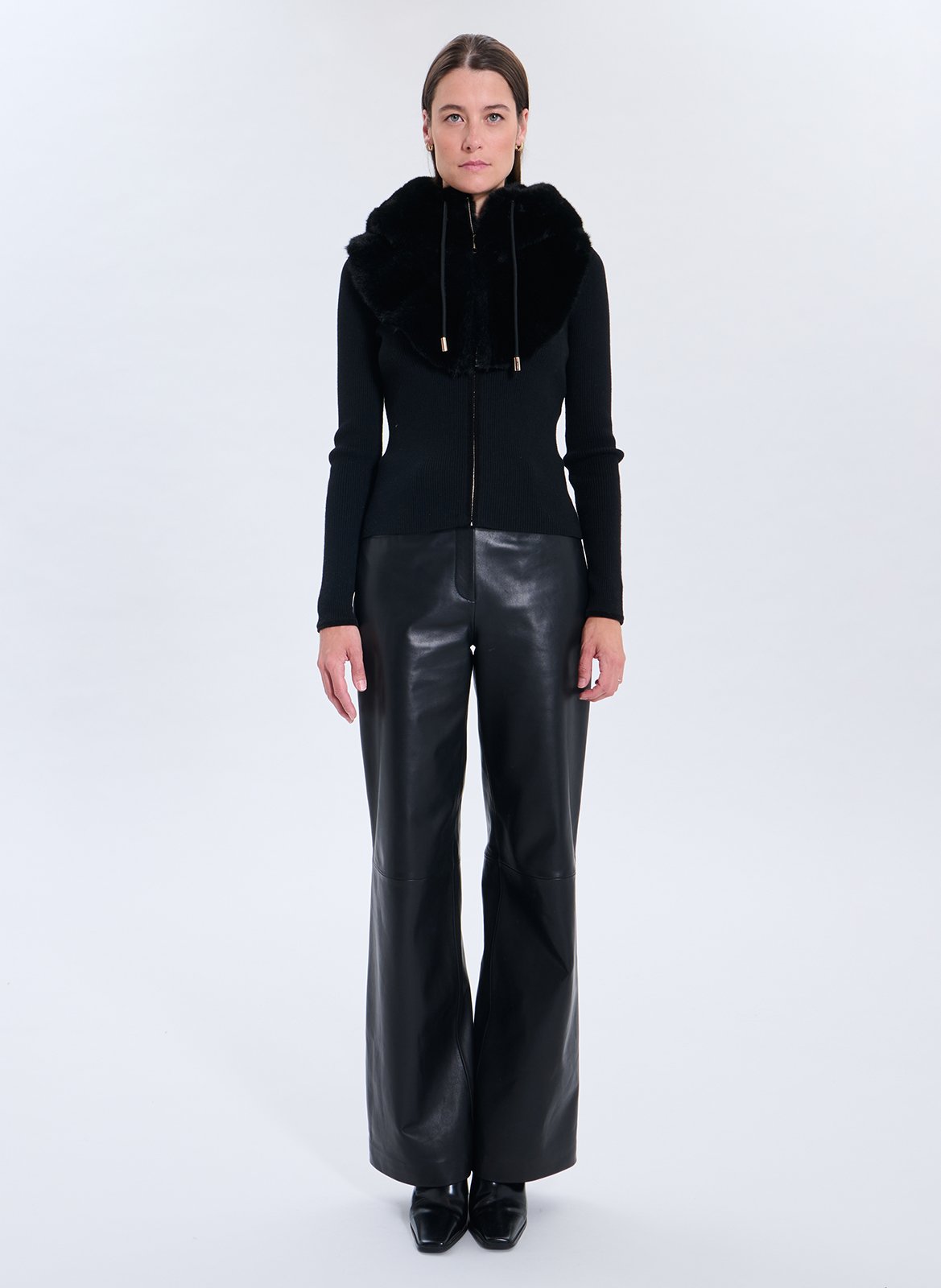 Capuche effet fourrure ZAPA Noir