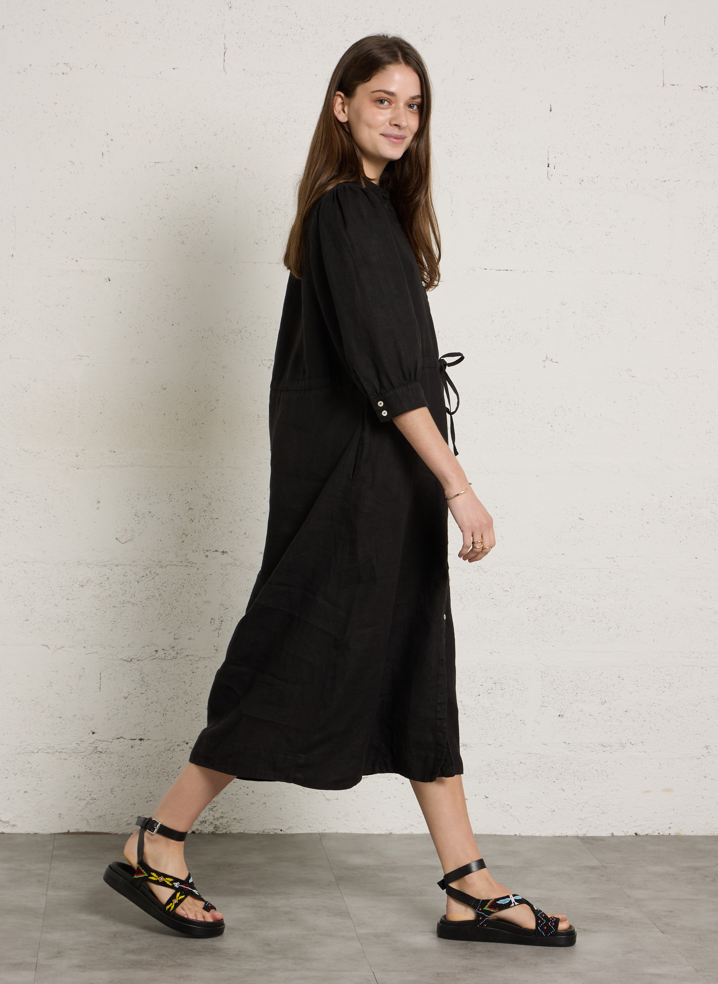 Sandales plates en cuir BERENICE Noir