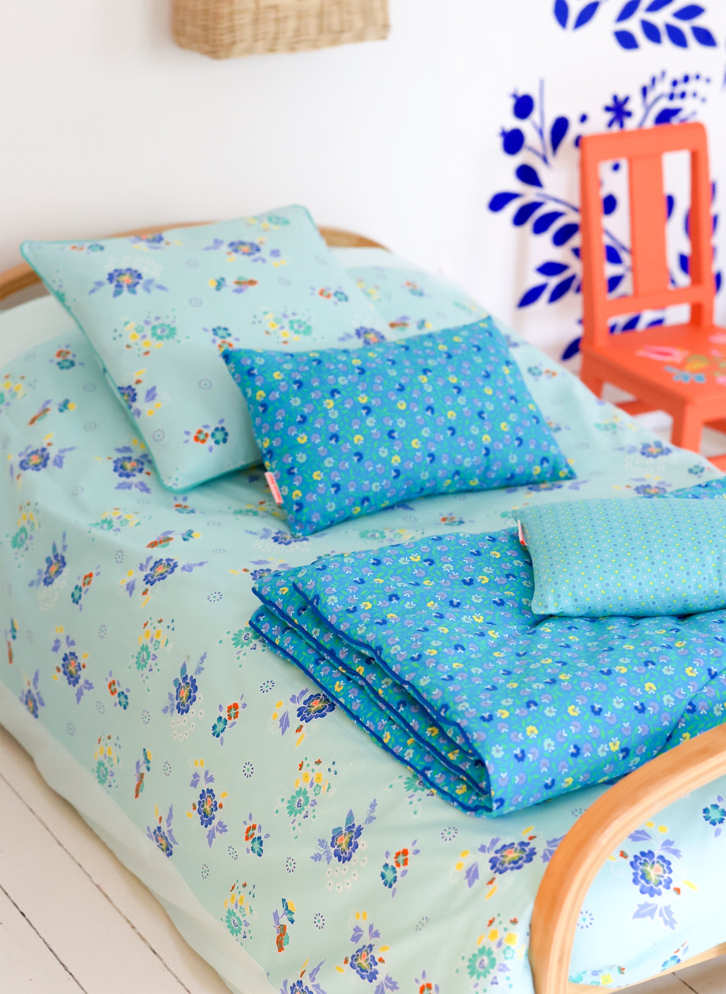 Coussin 45x45 cm imprimé fleuri en coton  PETIT PAN Bleu