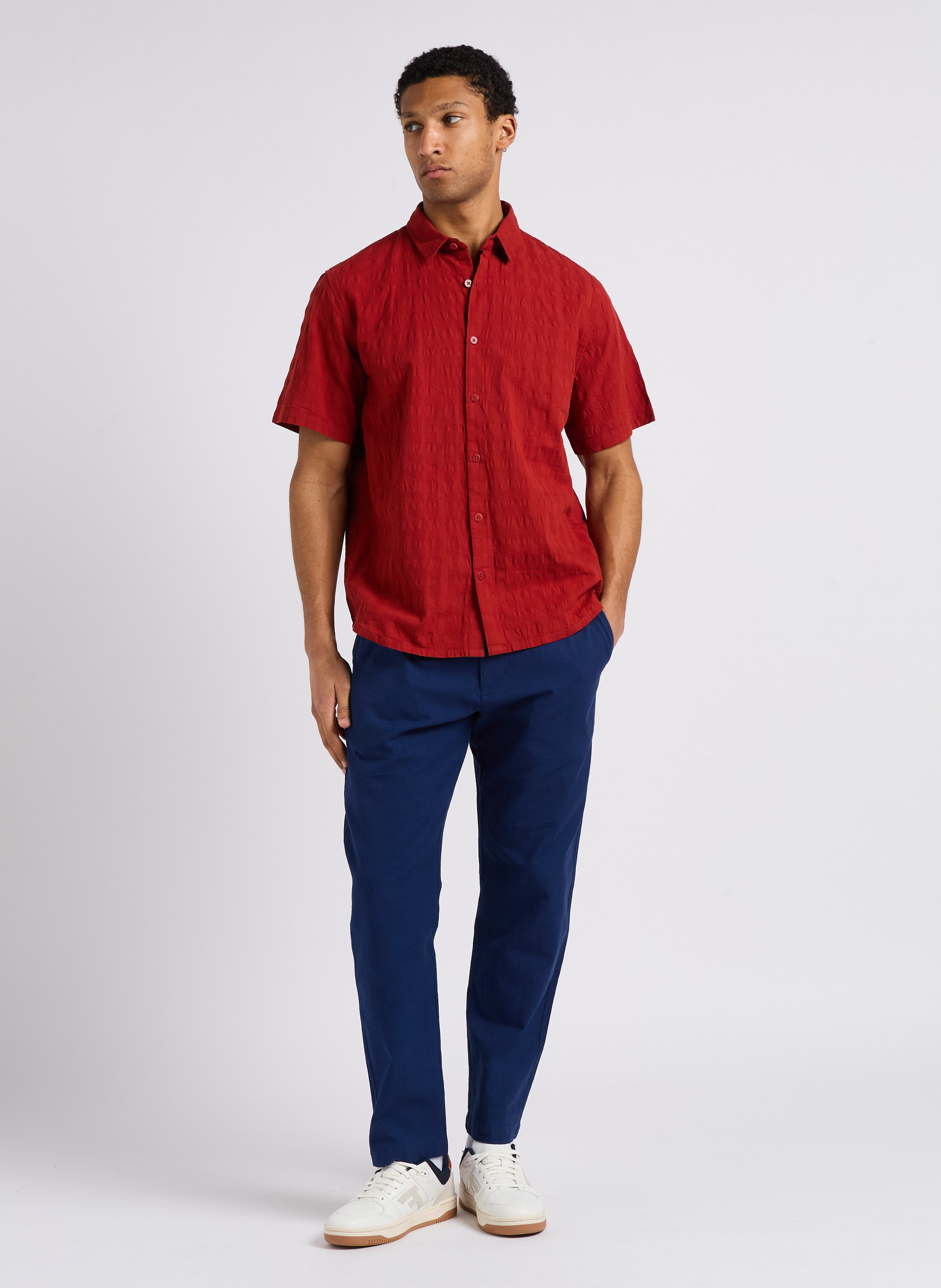 Hemd aus Bio-Baumwolle mit klassischem Kragen Orange